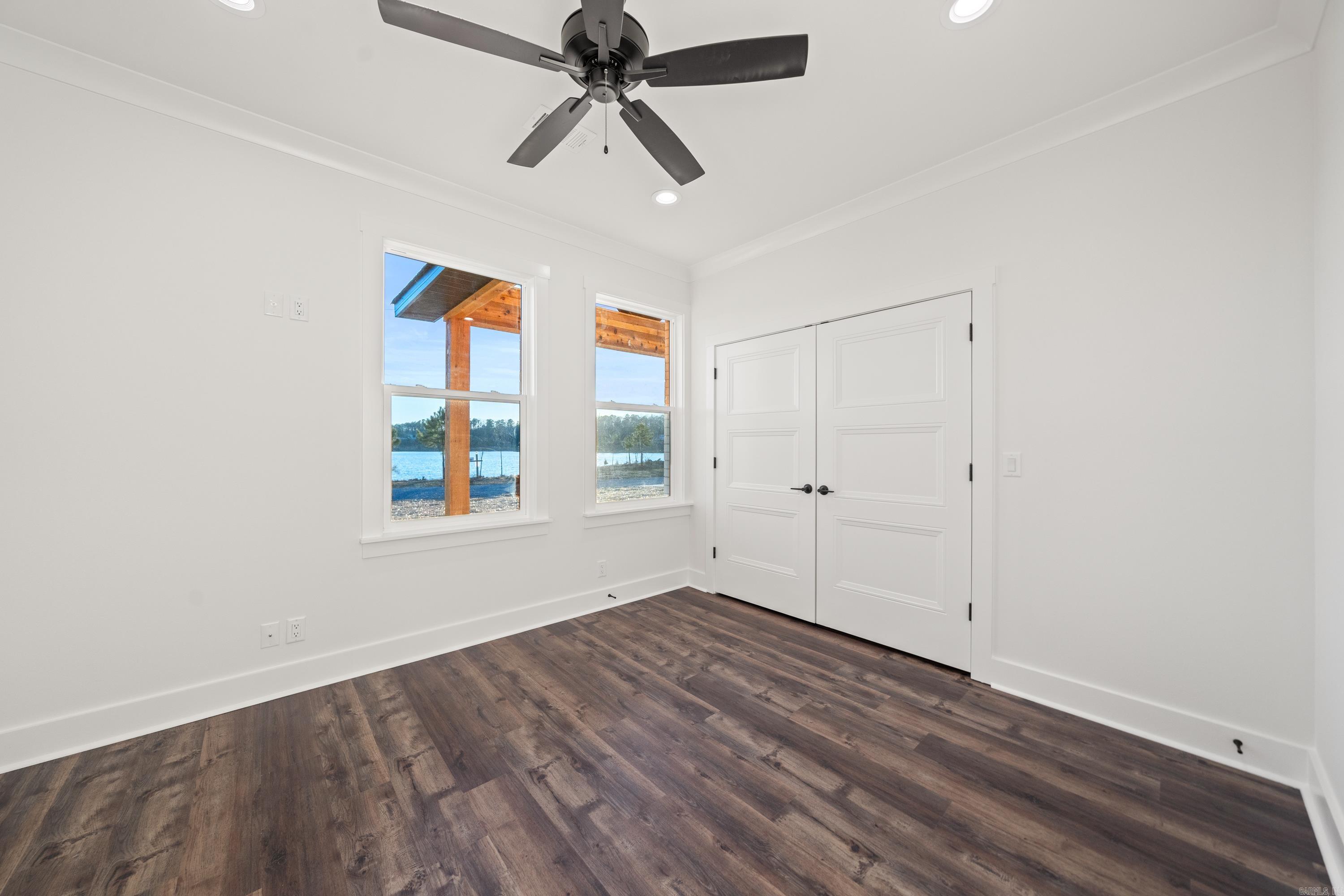 OTAZA LAKE ESTATES - Residential