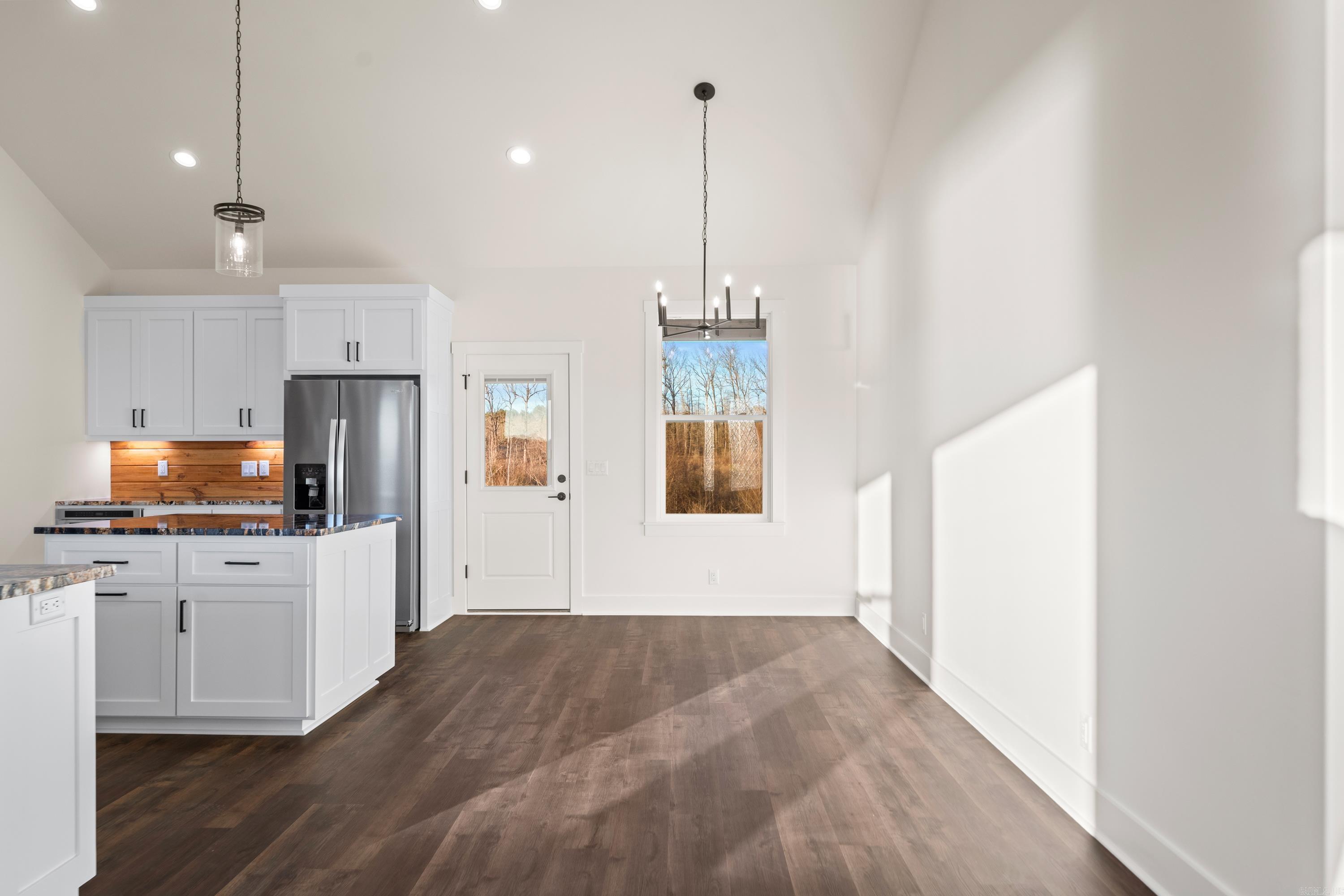 OTAZA LAKE ESTATES - Residential