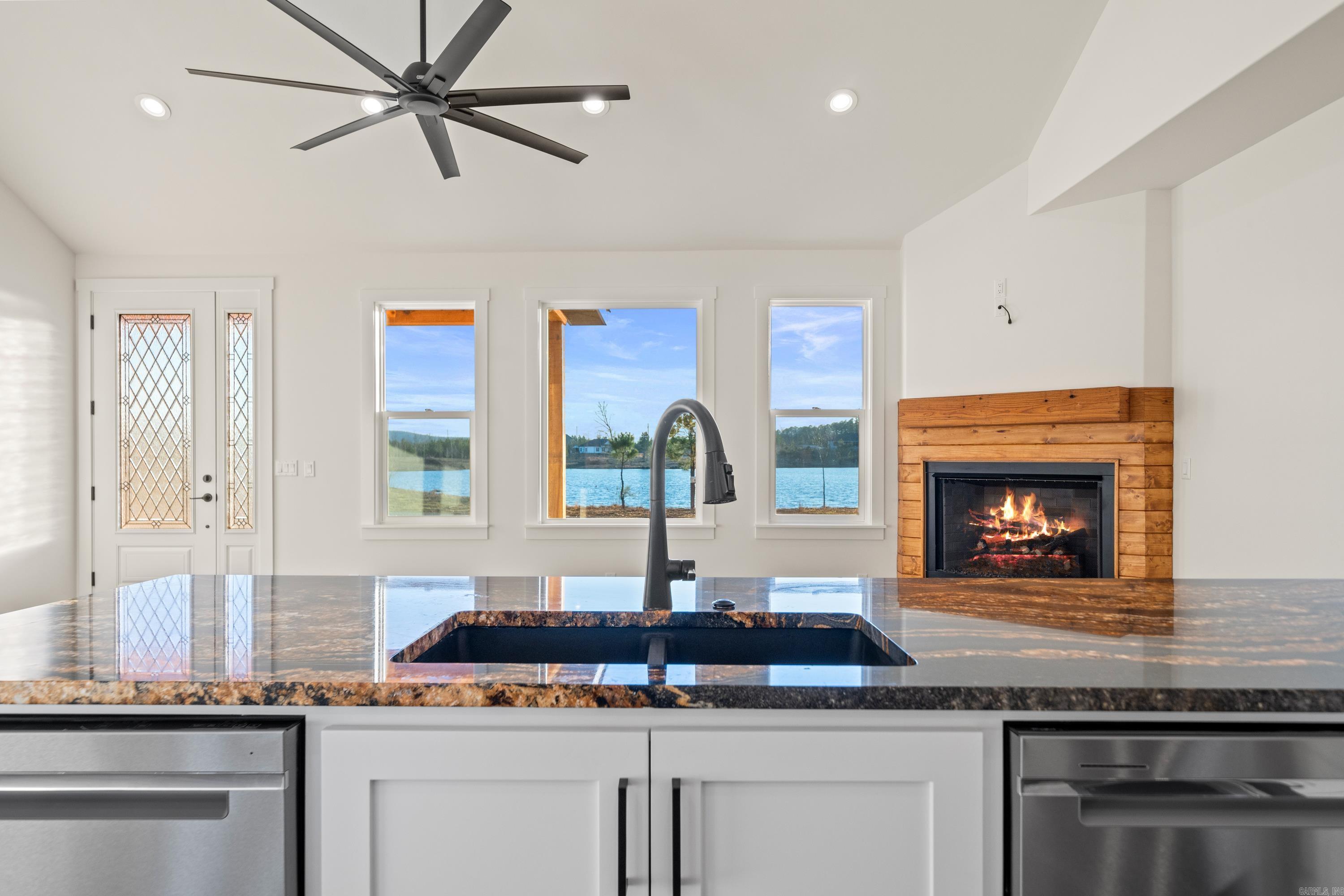 OTAZA LAKE ESTATES - Residential