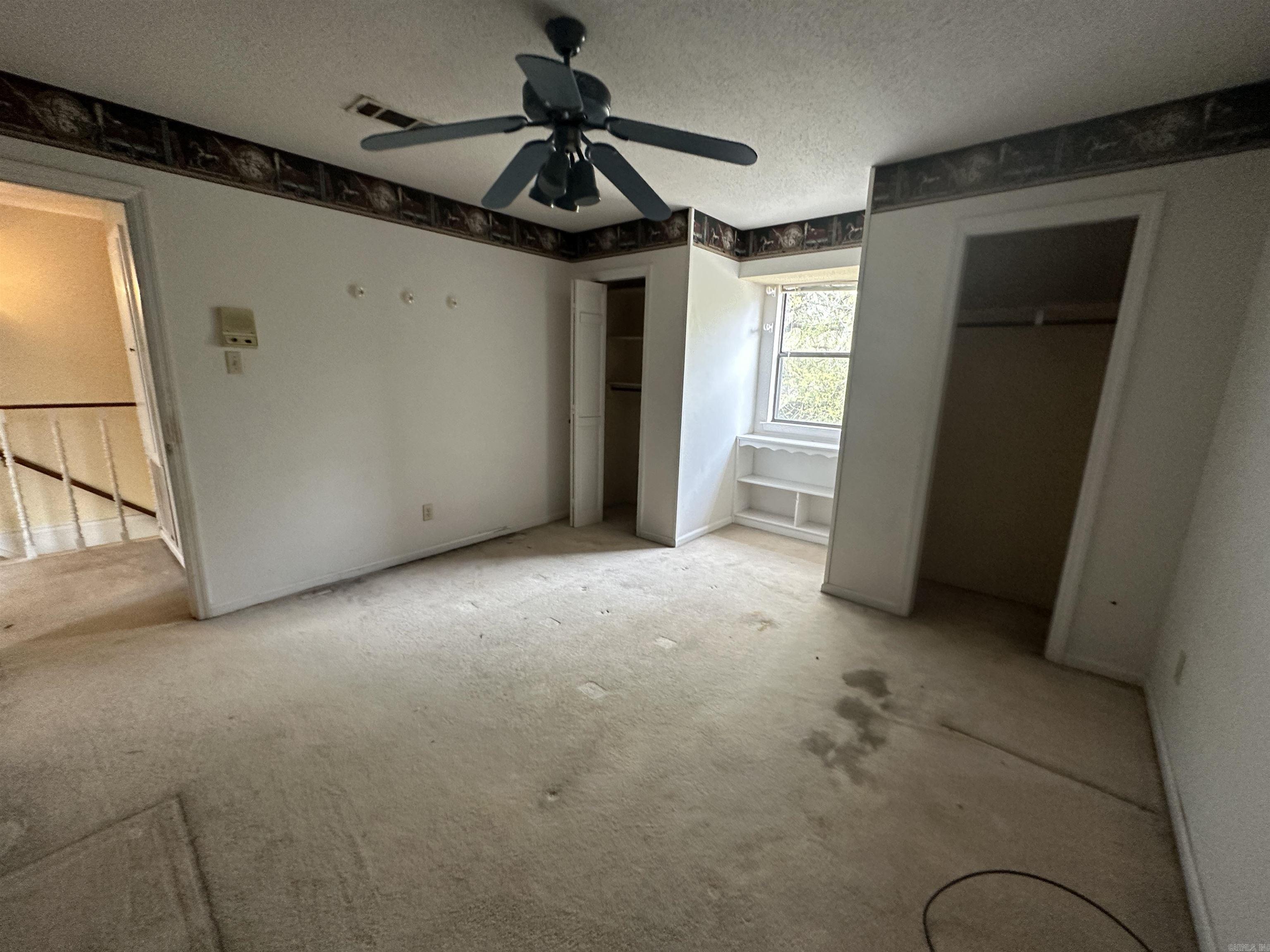 COUNTRY CLUB PARK - Residential