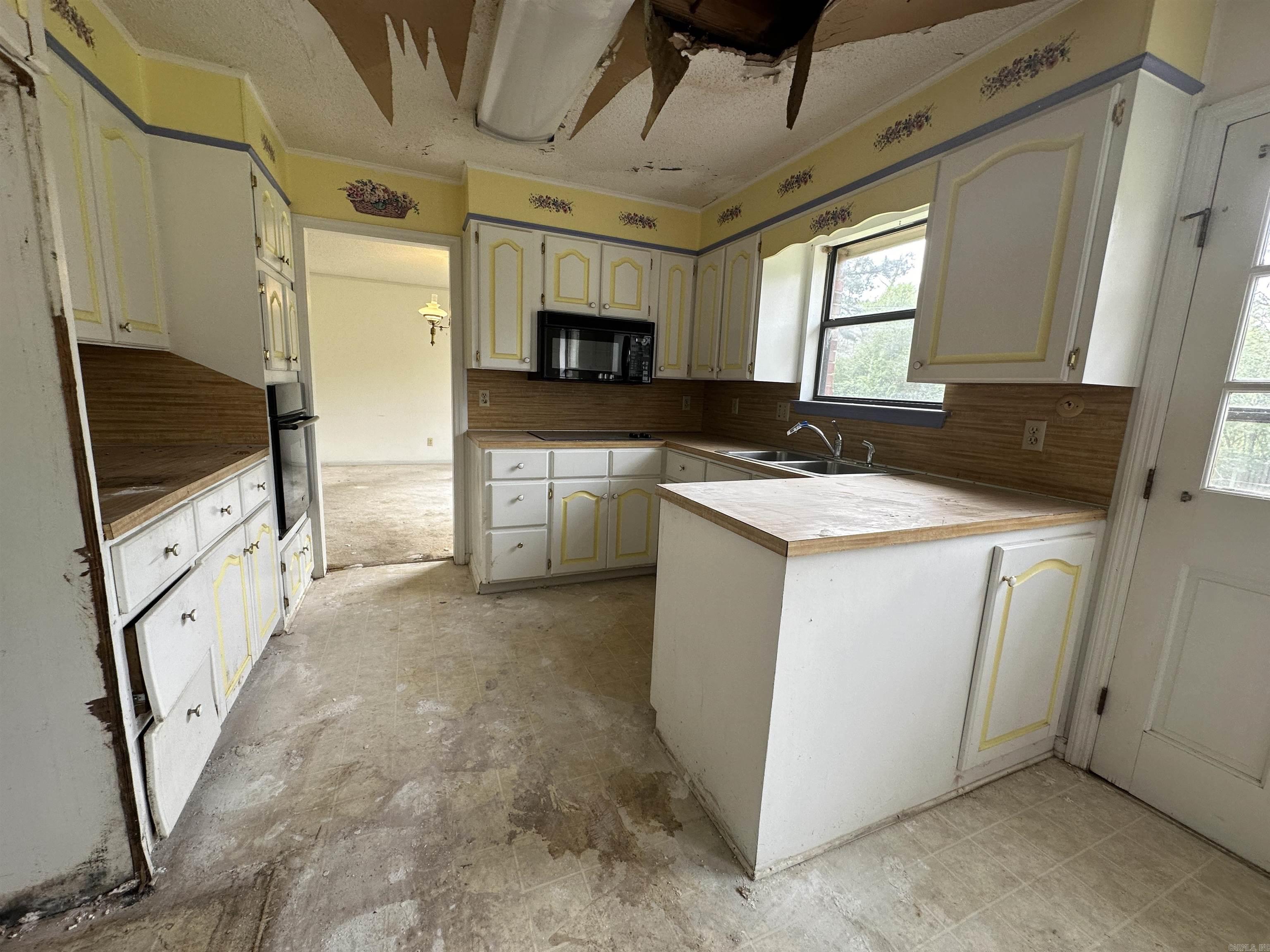 COUNTRY CLUB PARK - Residential