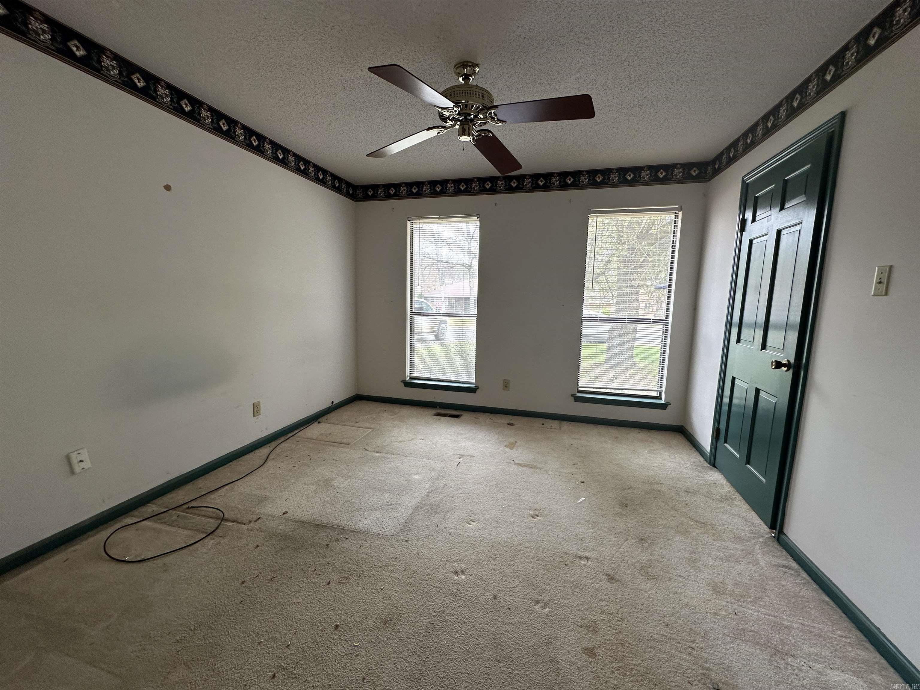 COUNTRY CLUB PARK - Residential