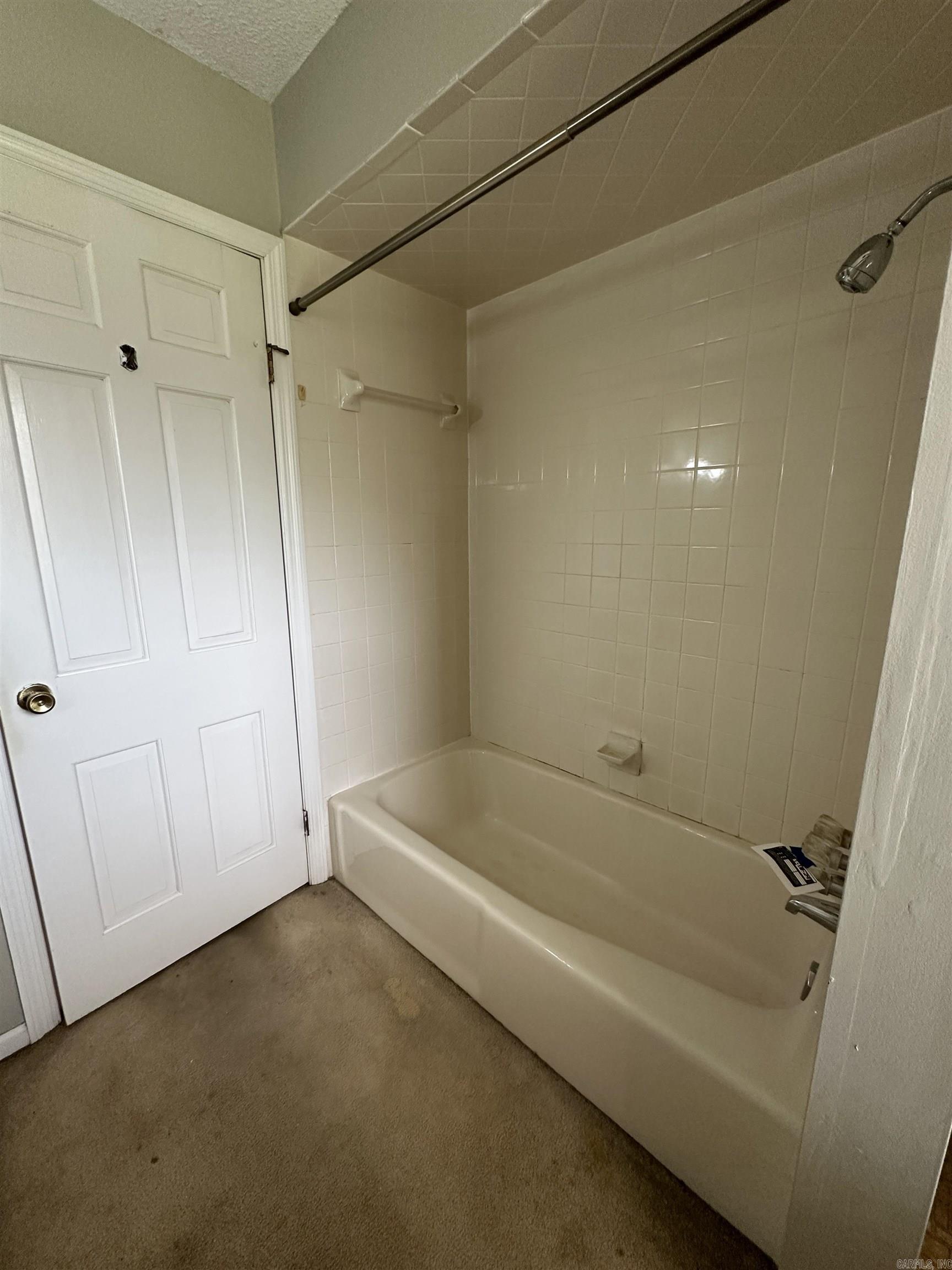 COUNTRY CLUB PARK - Residential