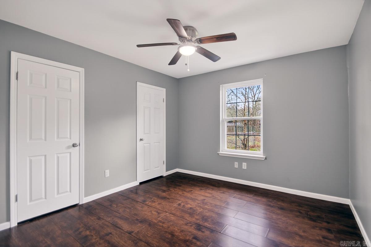 WOODLAND HILLS - Residential