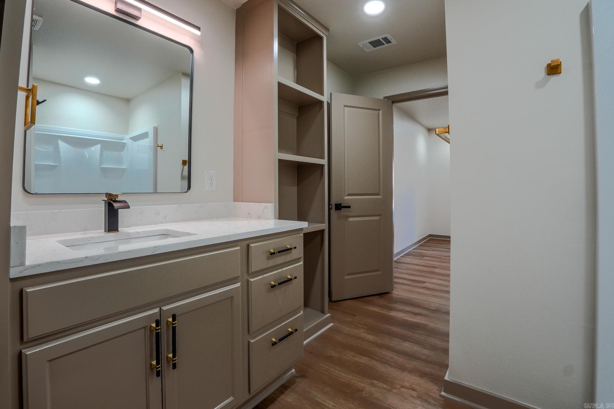 Pankey J Ext 3 - Residential