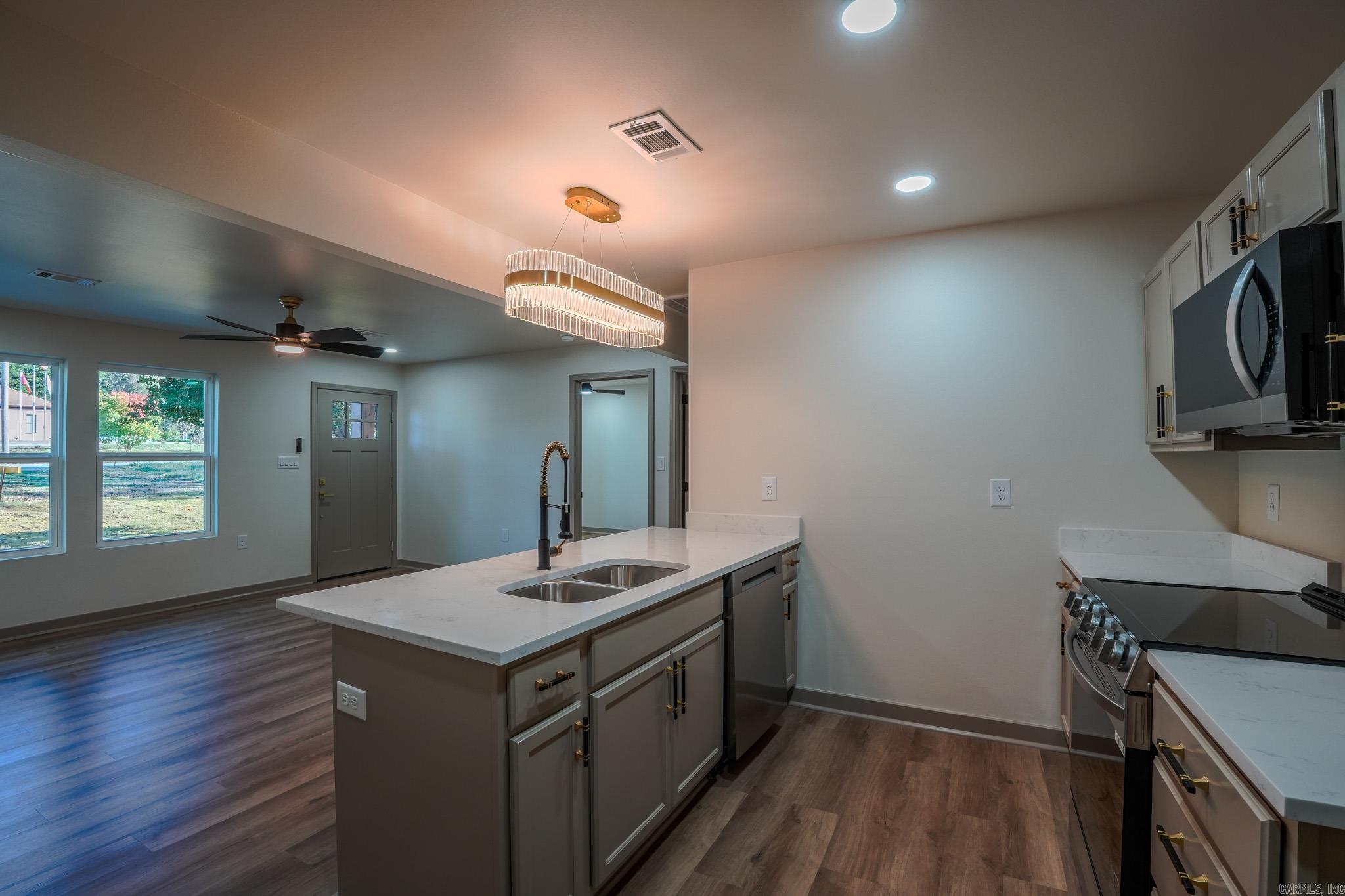 Pankey J Ext 3 - Residential