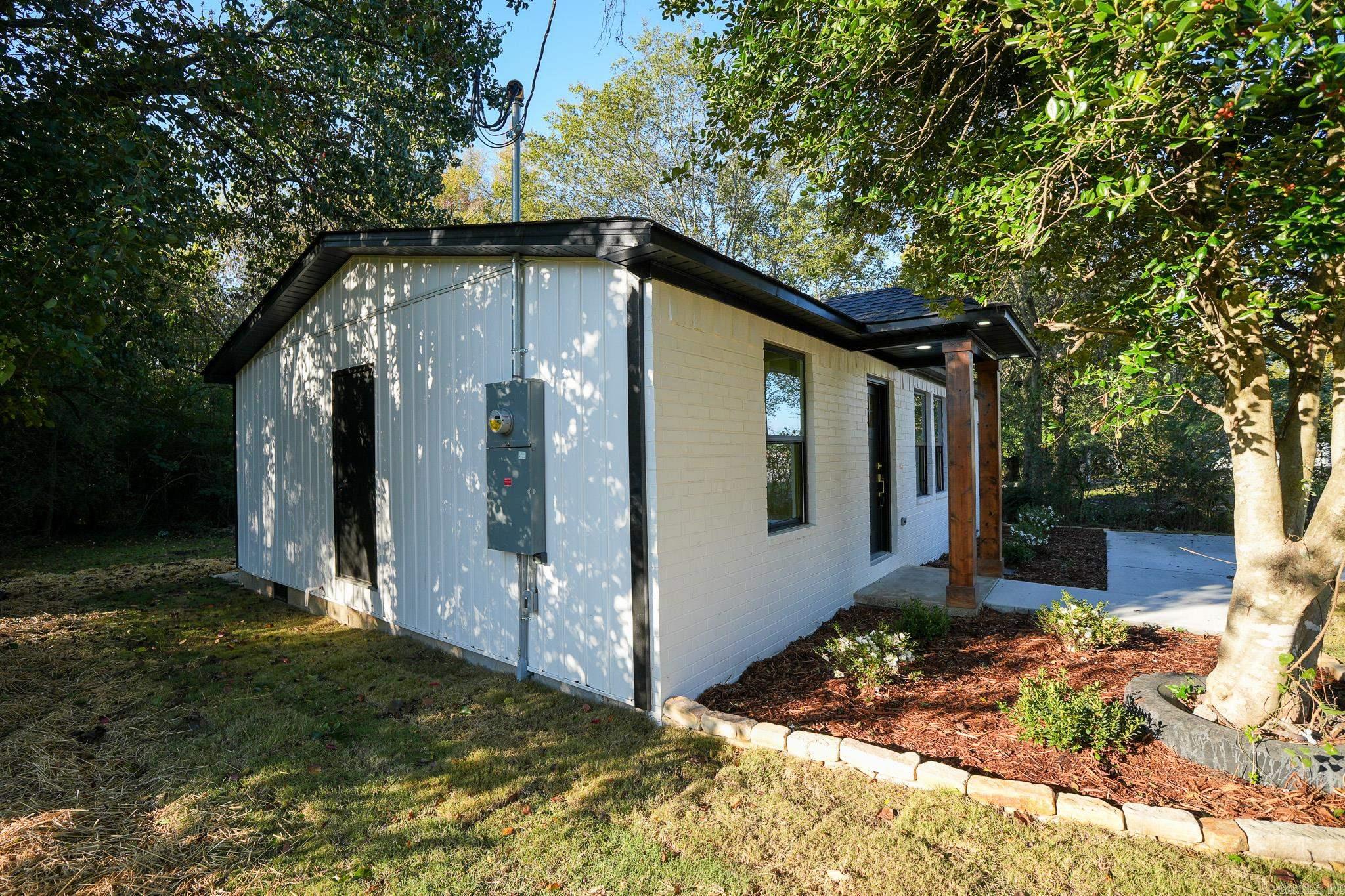 Pankey J Ext 3 - Residential