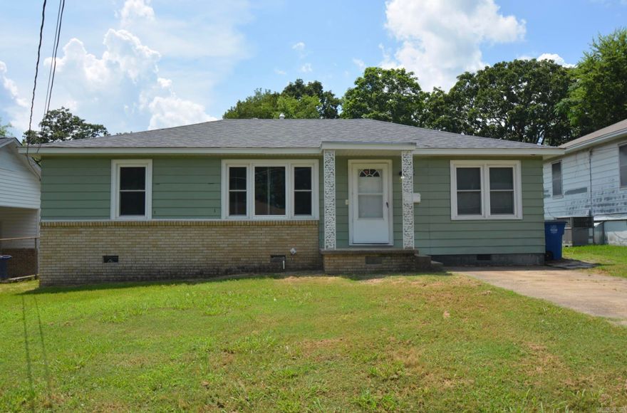 This renovated 3-bedroom, 2-bath home offers 1,092 square feet of comfortable living space and is ready for its new owners! Recent upgrades include a brand-new roof, hot water heater, windows, fresh interior, and flooring. The functional layout provides a bright living area, updated finishes, and a welcoming curb appeal. Conveniently located near schools, shopping, and dining — this is a great opportunity for first-time buyers. Don’t miss this one!