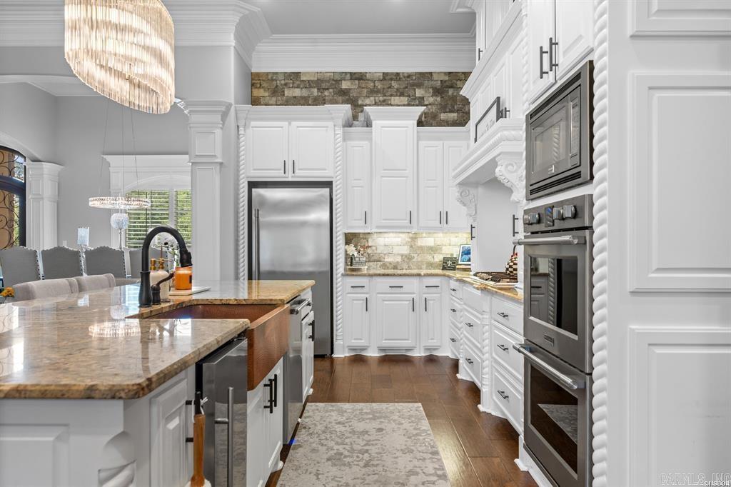 ARLINGTON PARK - Residential