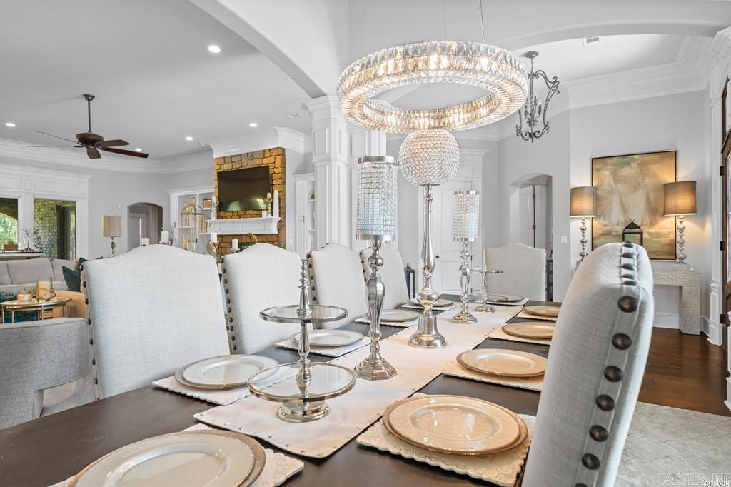 ARLINGTON PARK - Residential