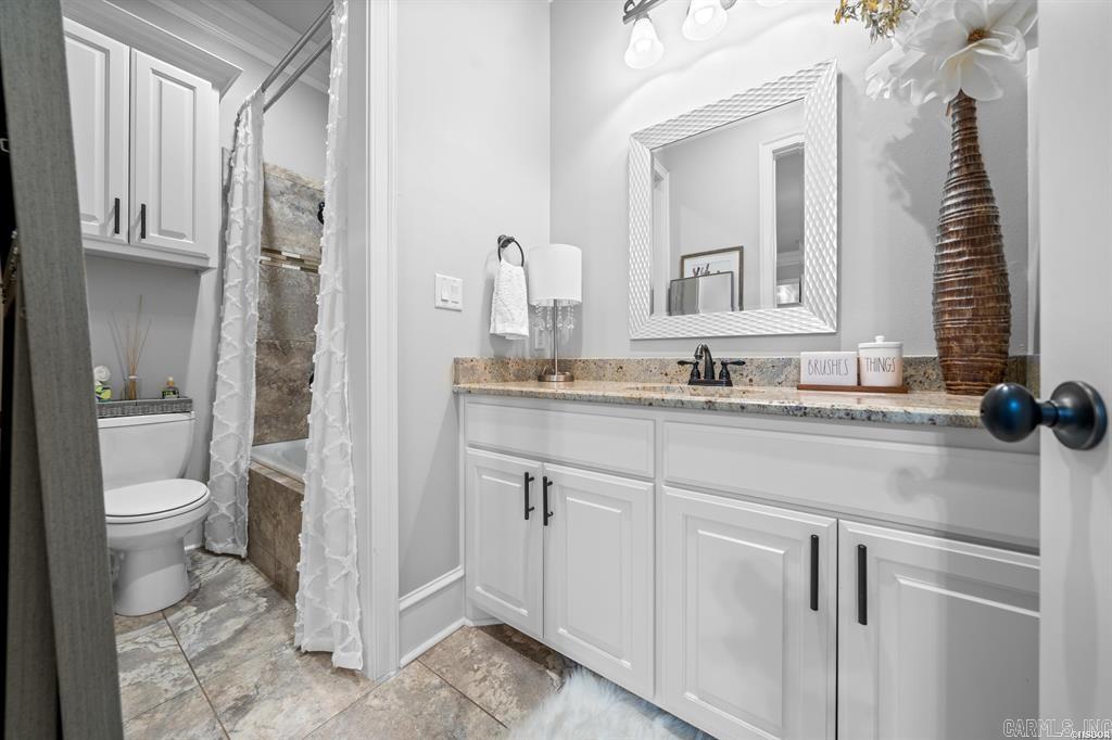 ARLINGTON PARK - Residential