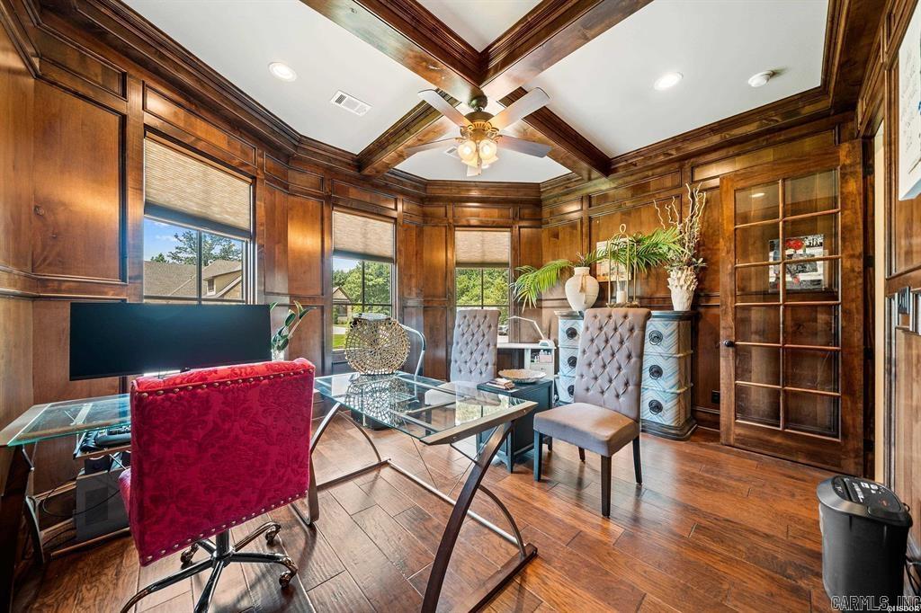 ARLINGTON PARK - Residential