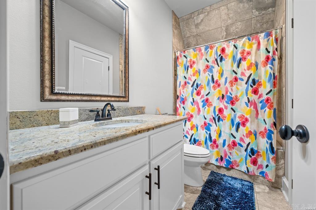 ARLINGTON PARK - Residential