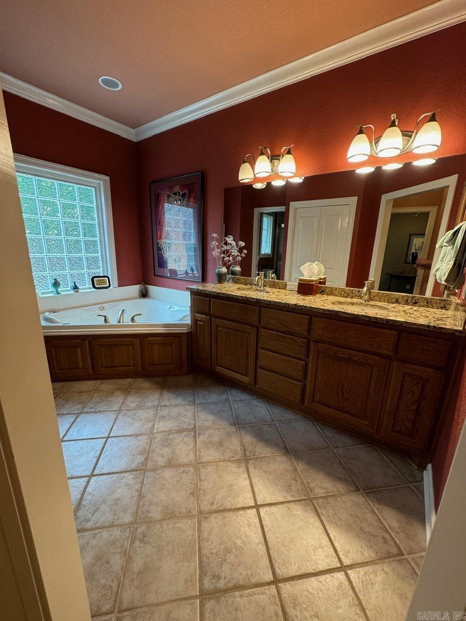 Saldana - Residential