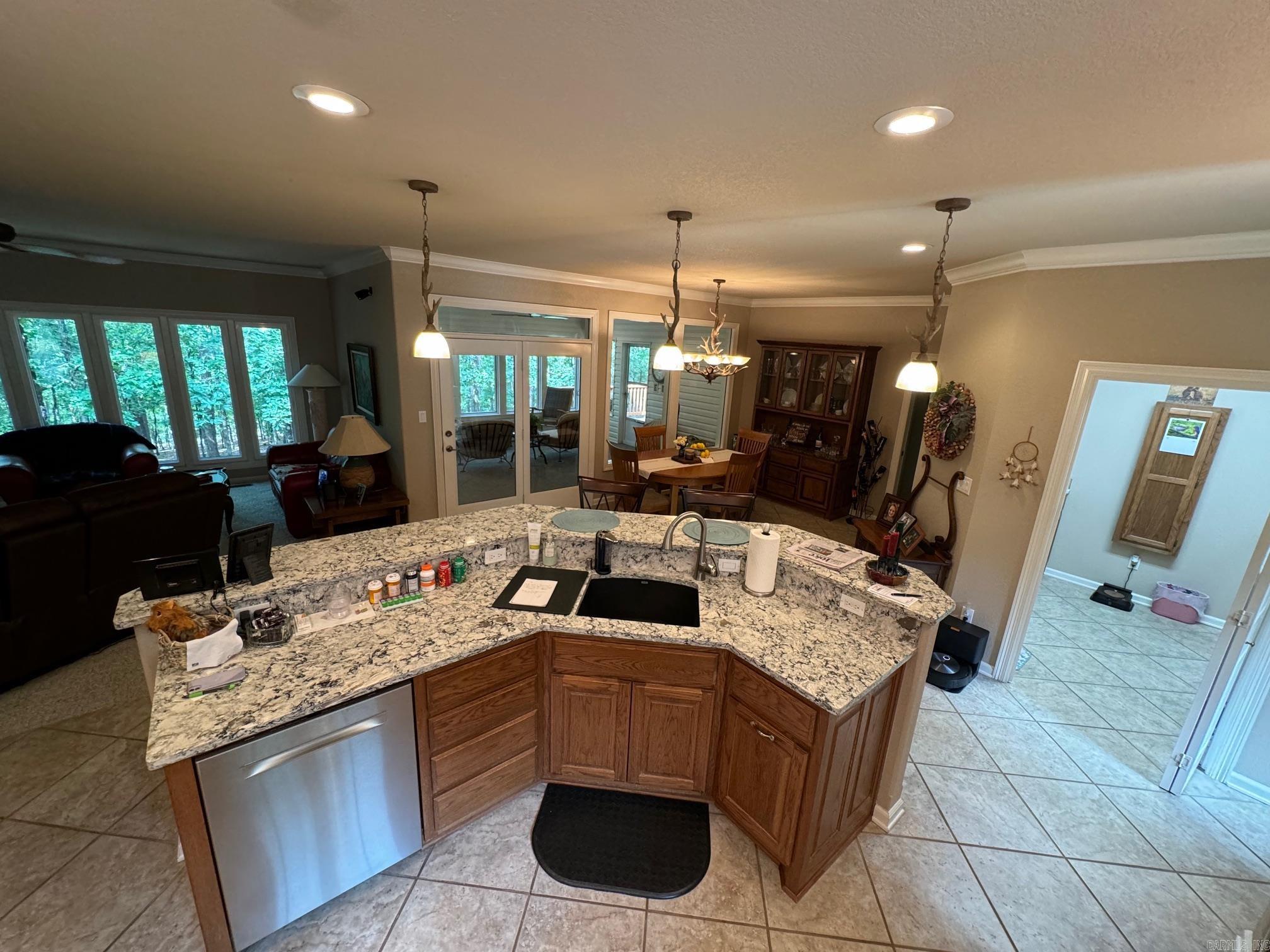 Saldana - Residential