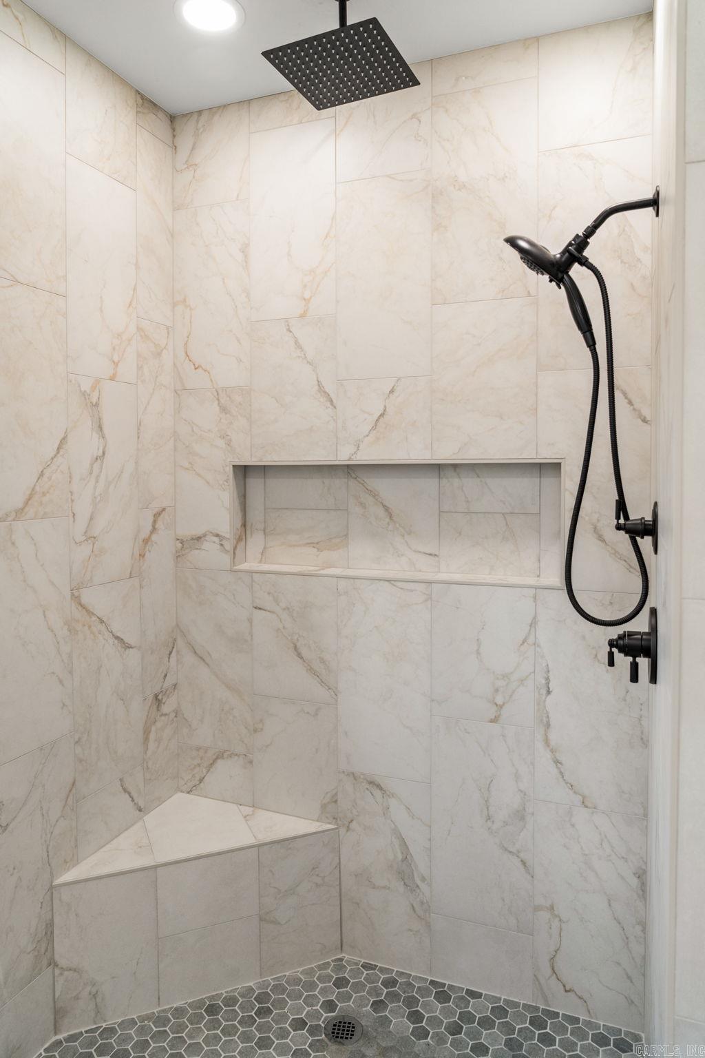 CRYSTAL BROOKE SHORES - Residential