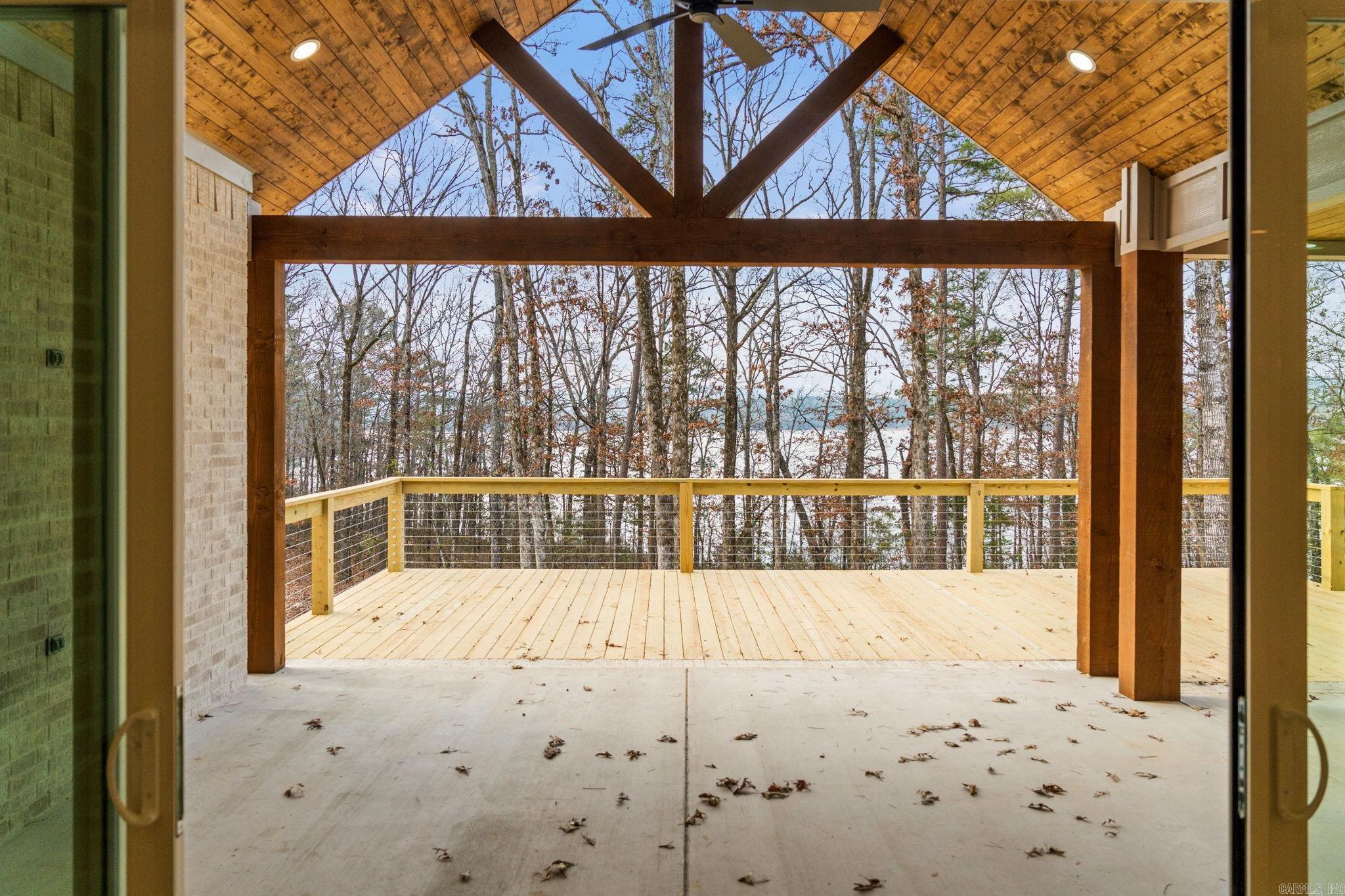 CRYSTAL BROOKE SHORES - Residential