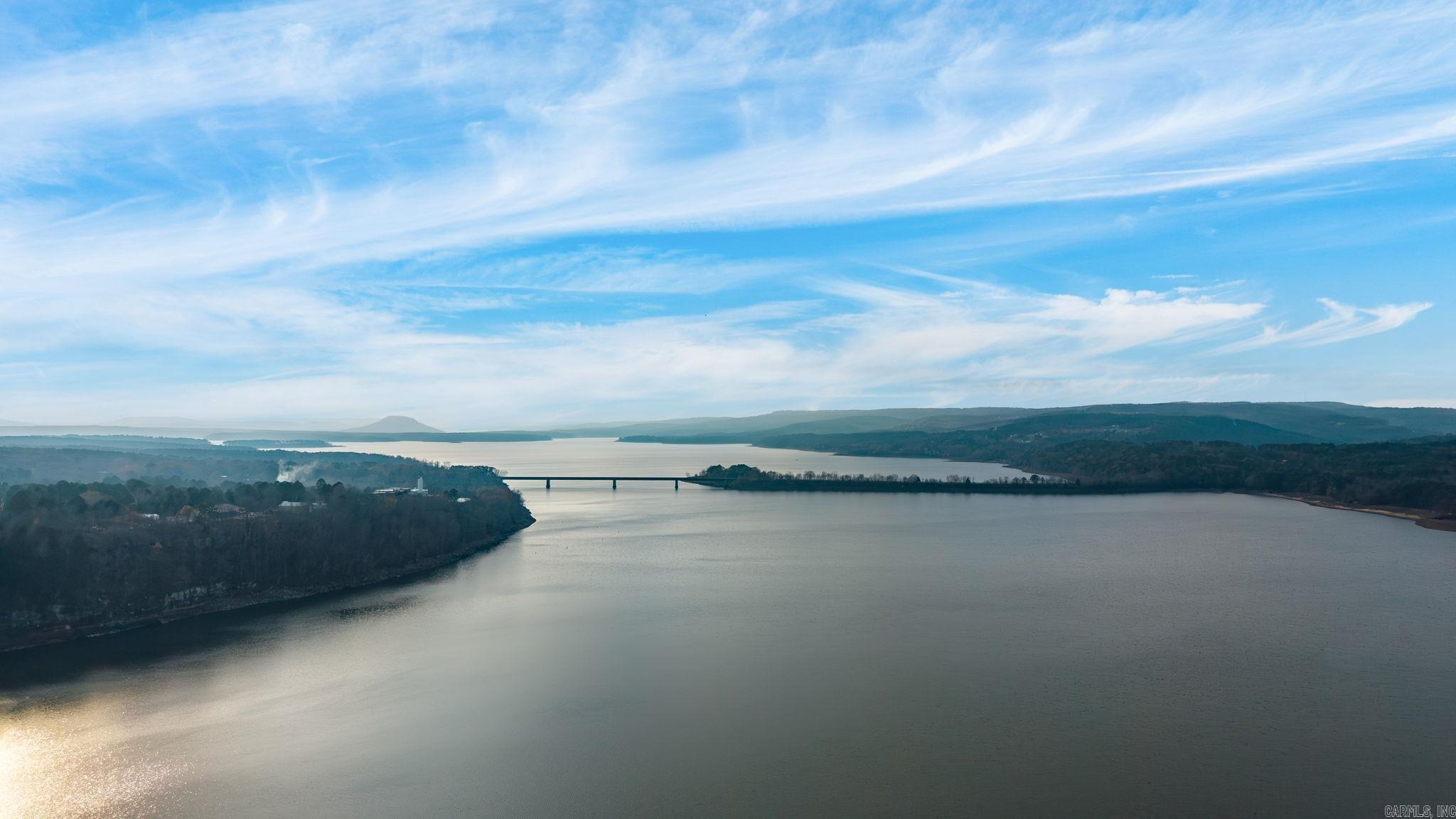 CRYSTAL BROOKE SHORES - Residential