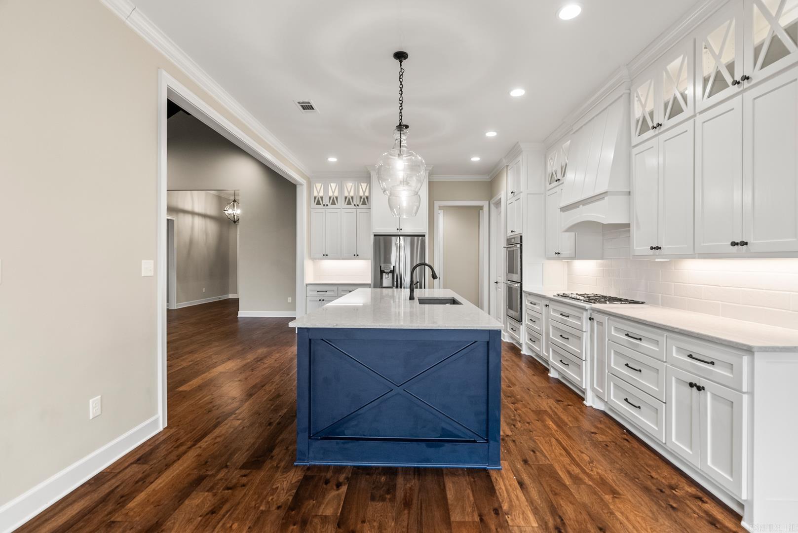 WOODRIDGE - Residential