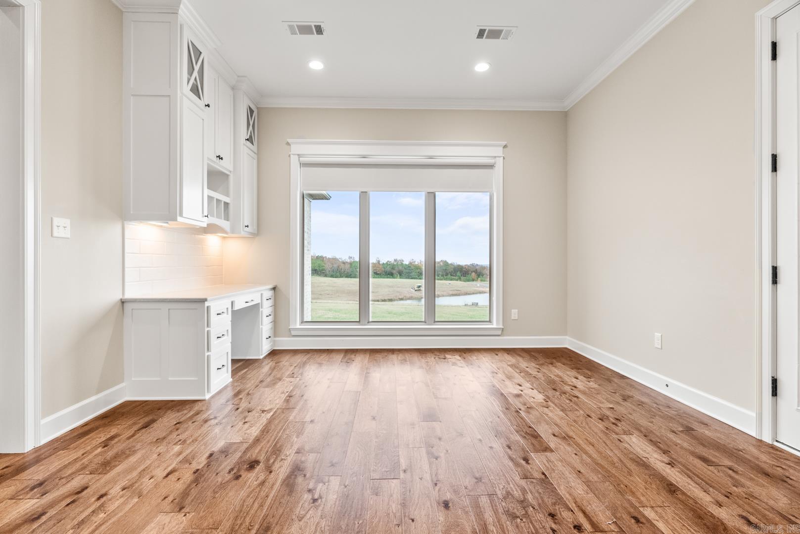 WOODRIDGE - Residential