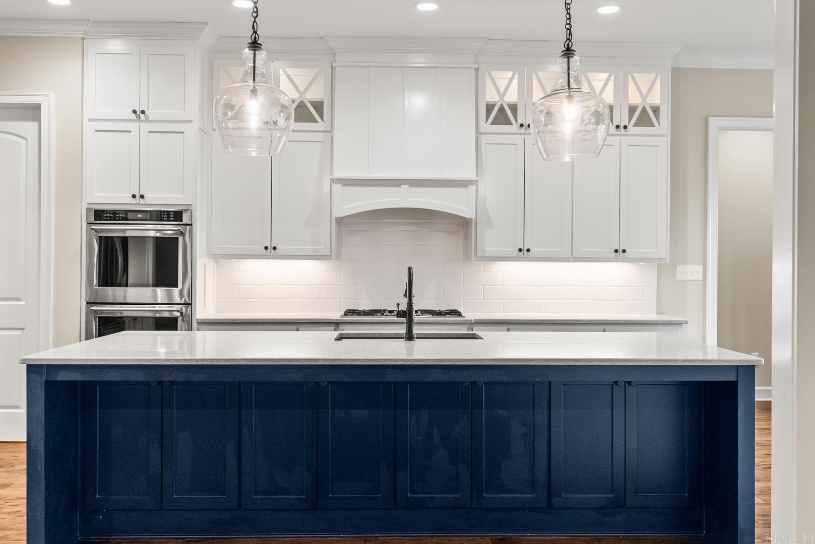 WOODRIDGE - Residential