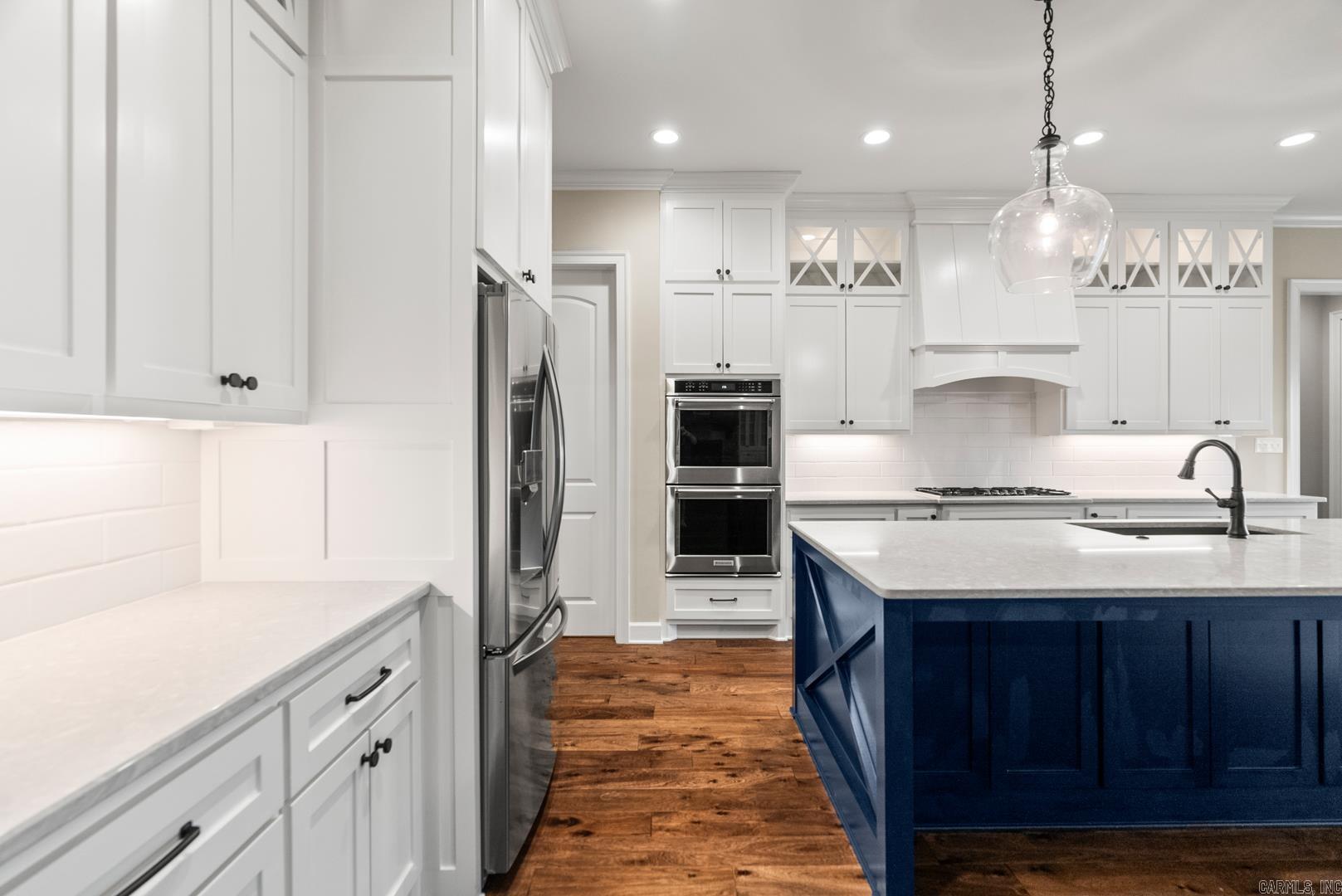 WOODRIDGE - Residential