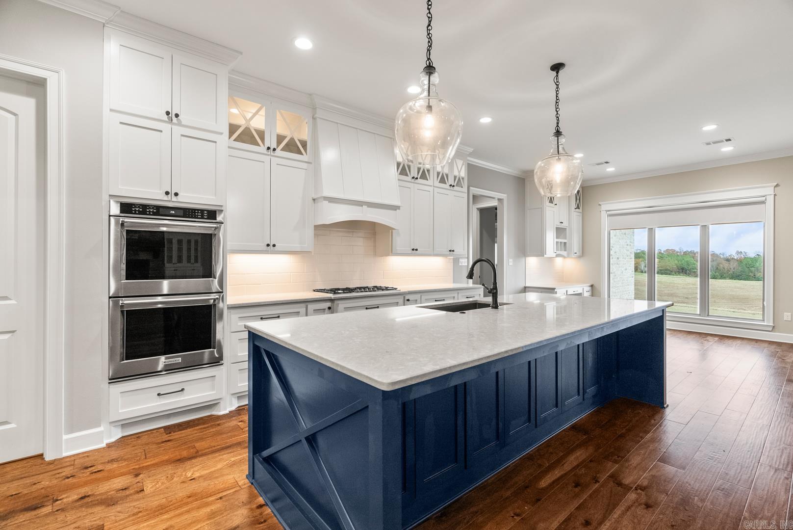 WOODRIDGE - Residential