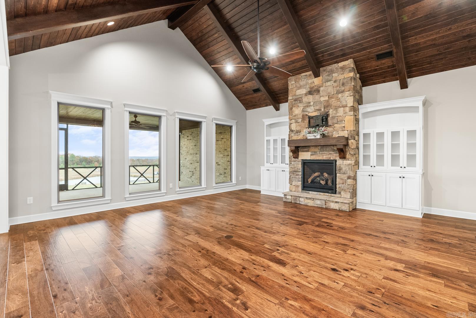 WOODRIDGE - Residential