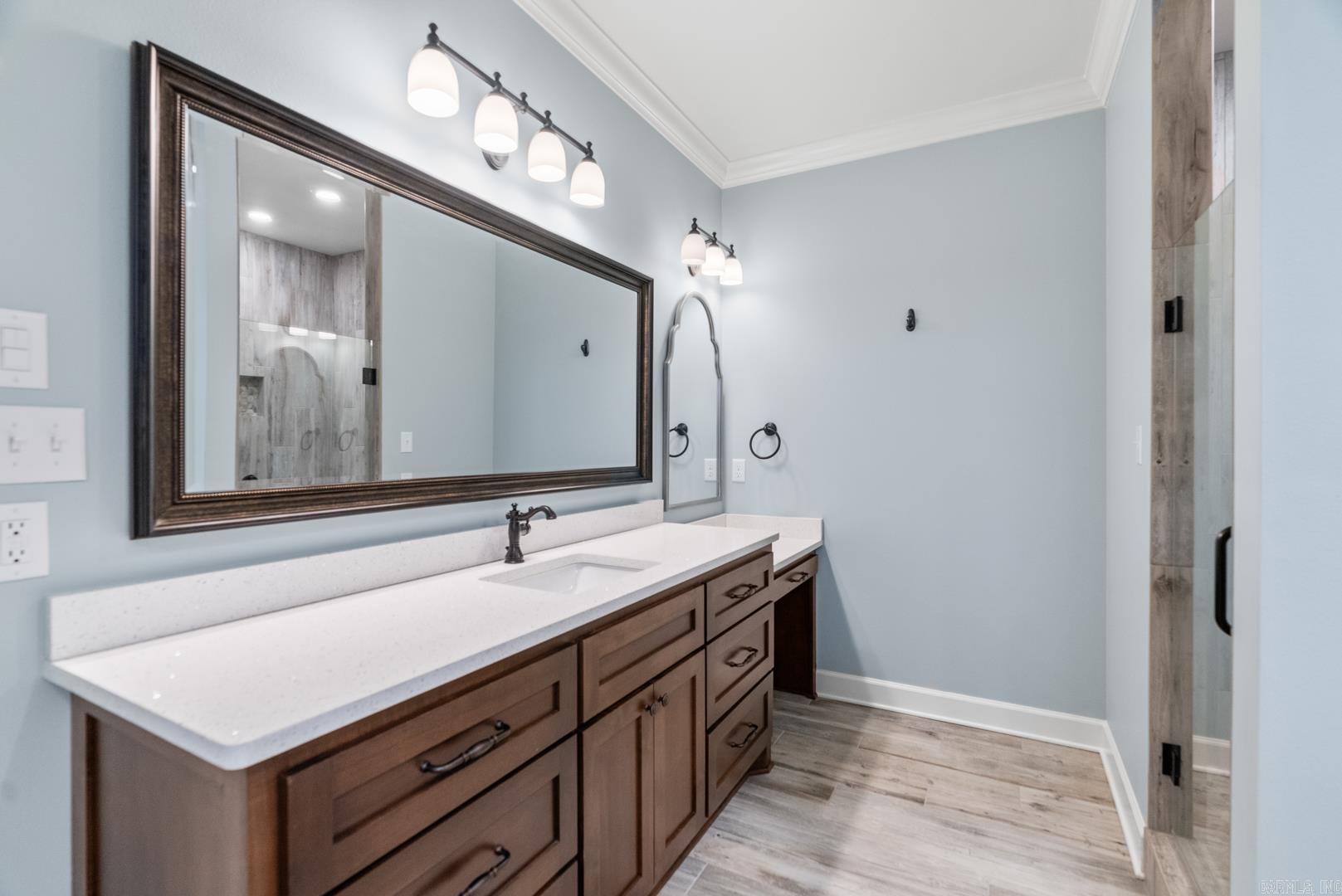 WOODRIDGE - Residential