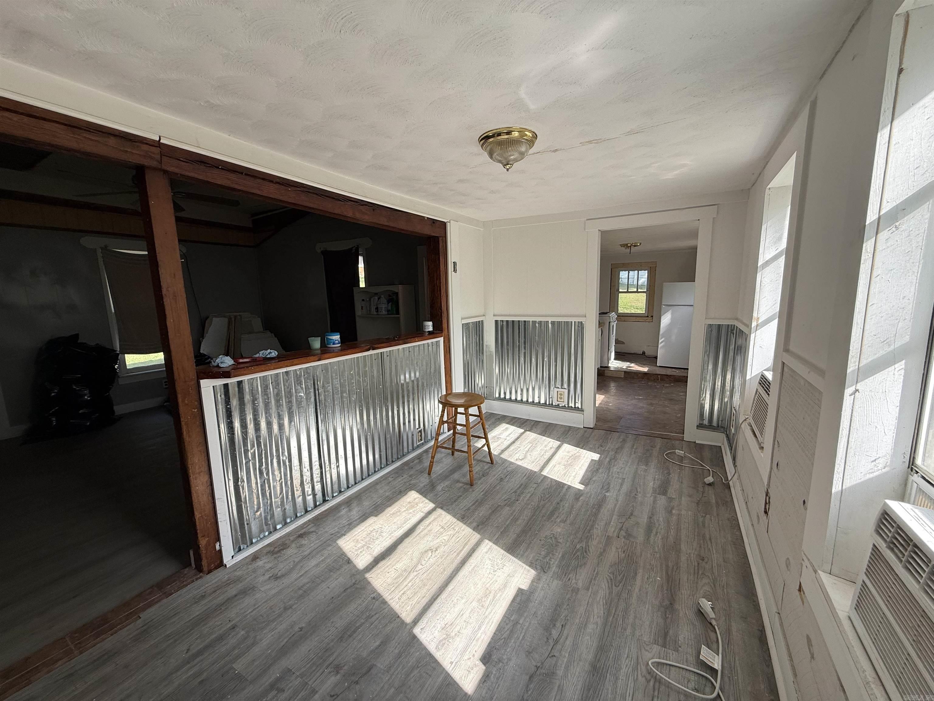 CASTLEBERRY 1ST - Residential