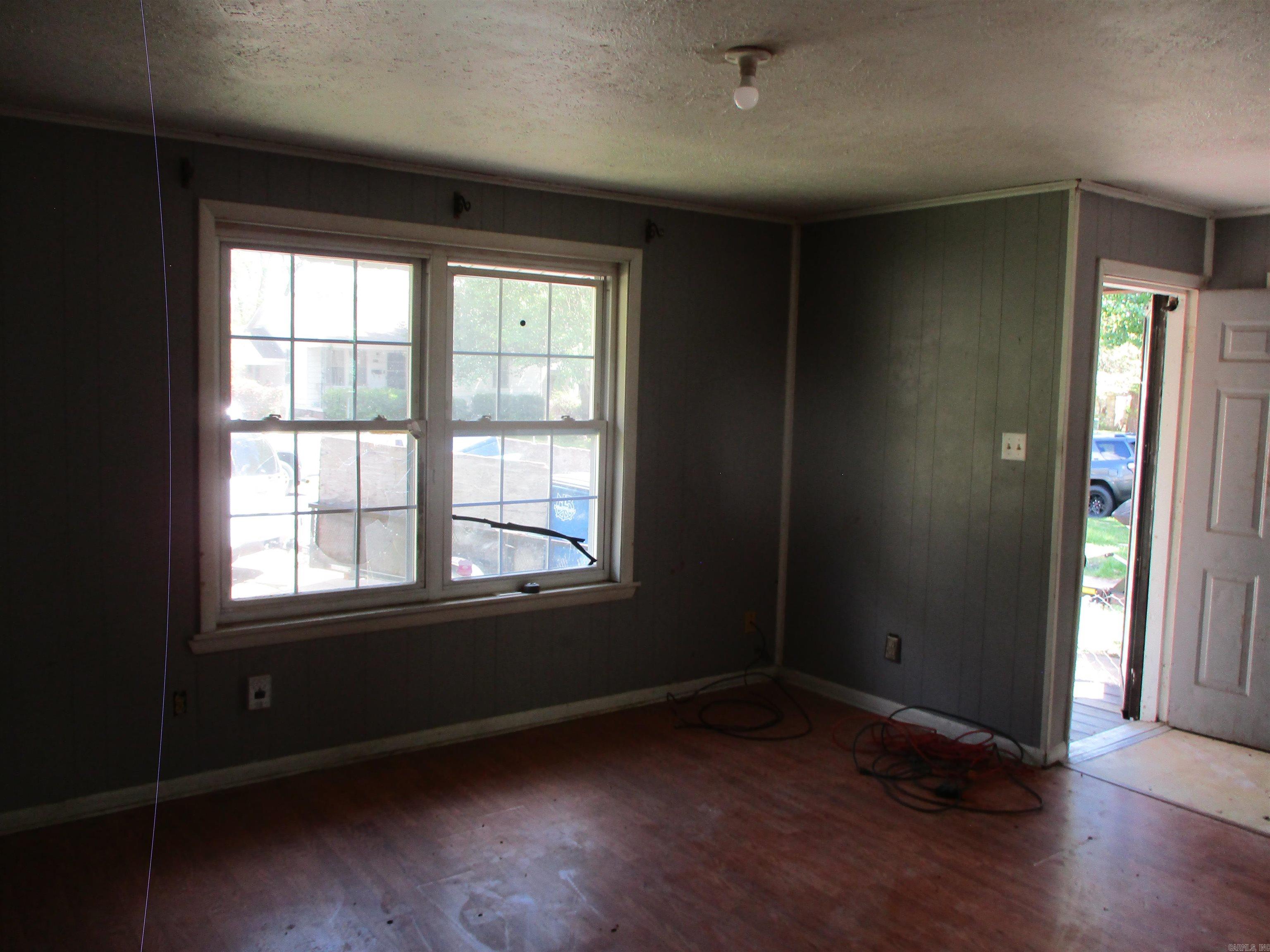 MASSIE WEST - Residential