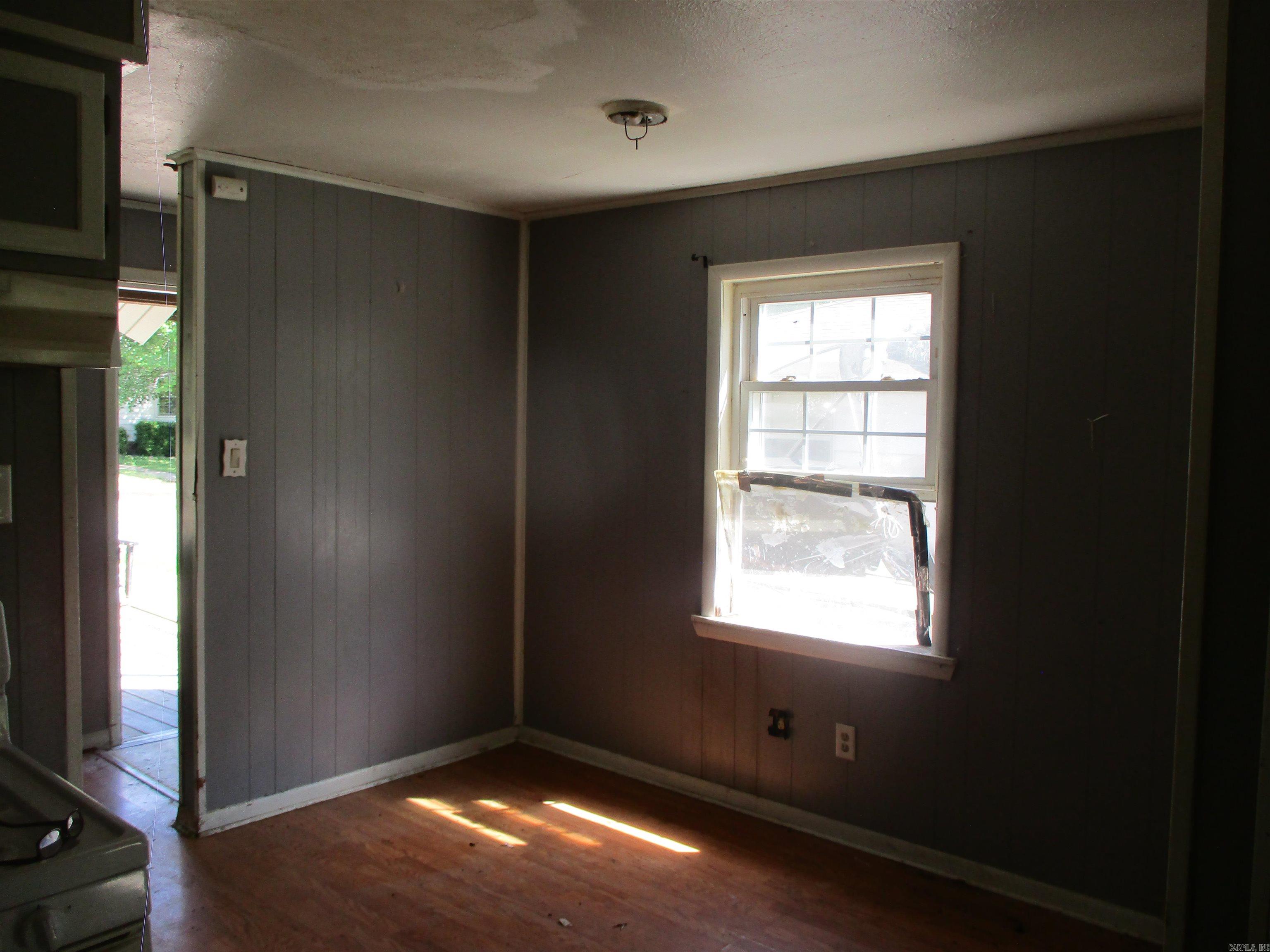 MASSIE WEST - Residential