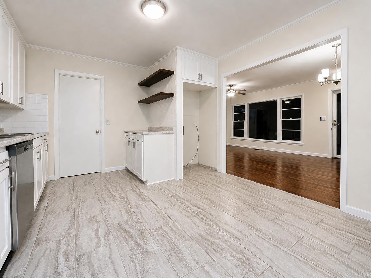 WEST THOMPSON HEIGHTS - Residential