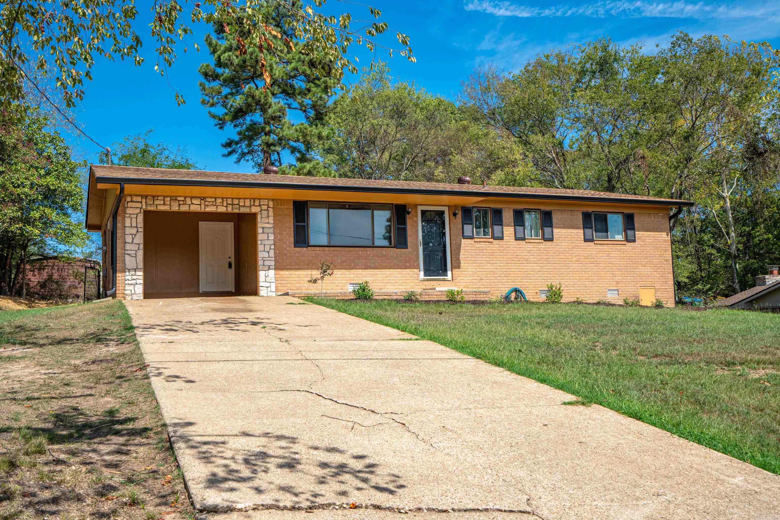 Lake Hamilton School District brick home updated from top (roof) to bottom. NEW appliances, NEW flooring, NEW lighting and fresh paint are updates that are certain to please. Landscaping and fenced backyard also make this home a must see.