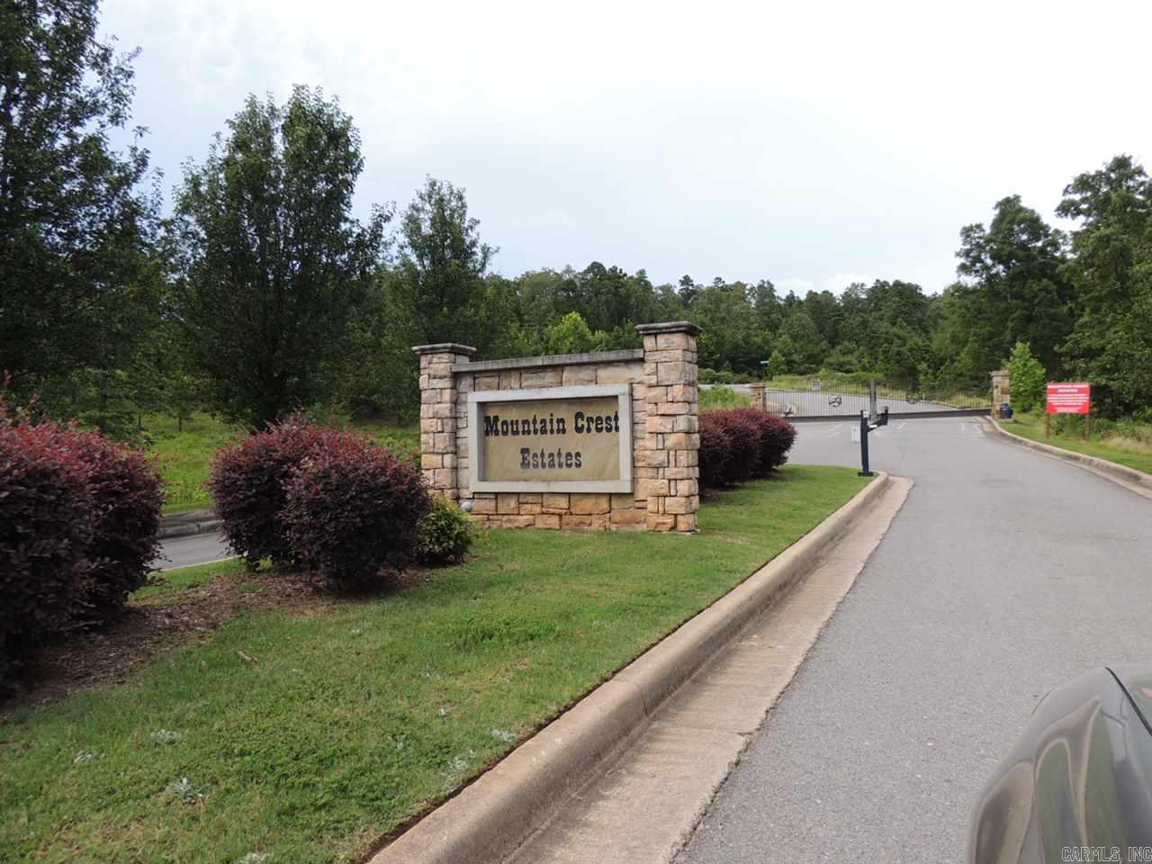 MOUNTAIN CREST ESTATES - Land