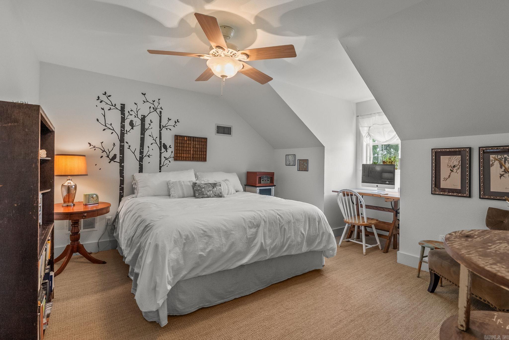 SIMMONS PLACE - Residential