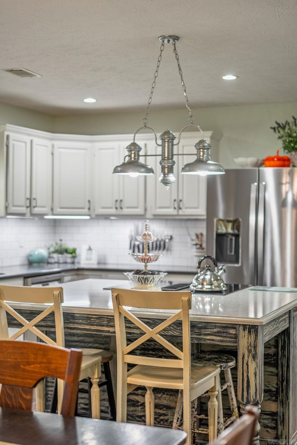 SIMMONS PLACE - Residential