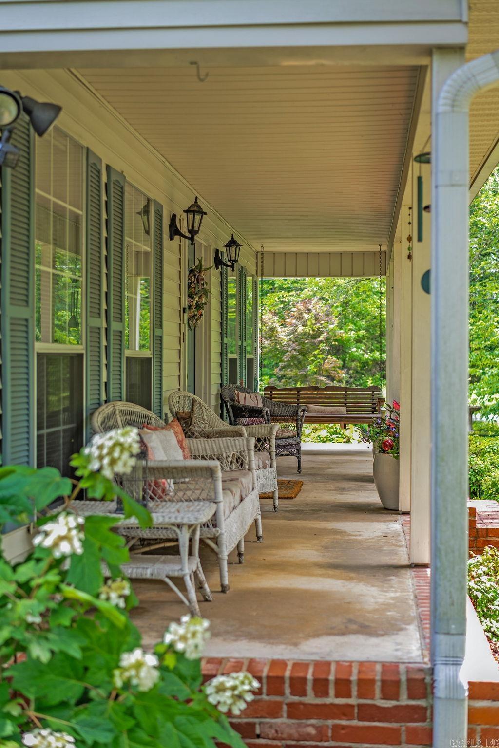 SIMMONS PLACE - Residential