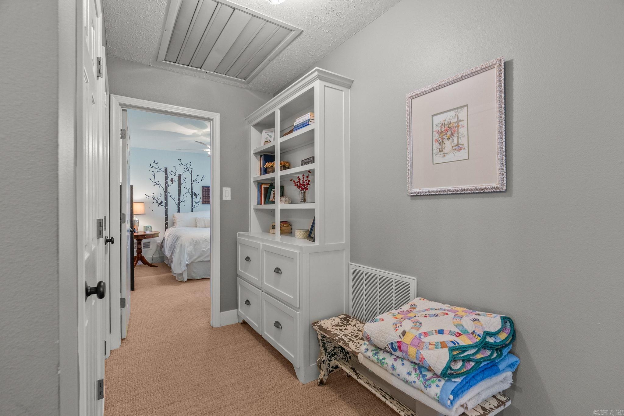 SIMMONS PLACE - Residential