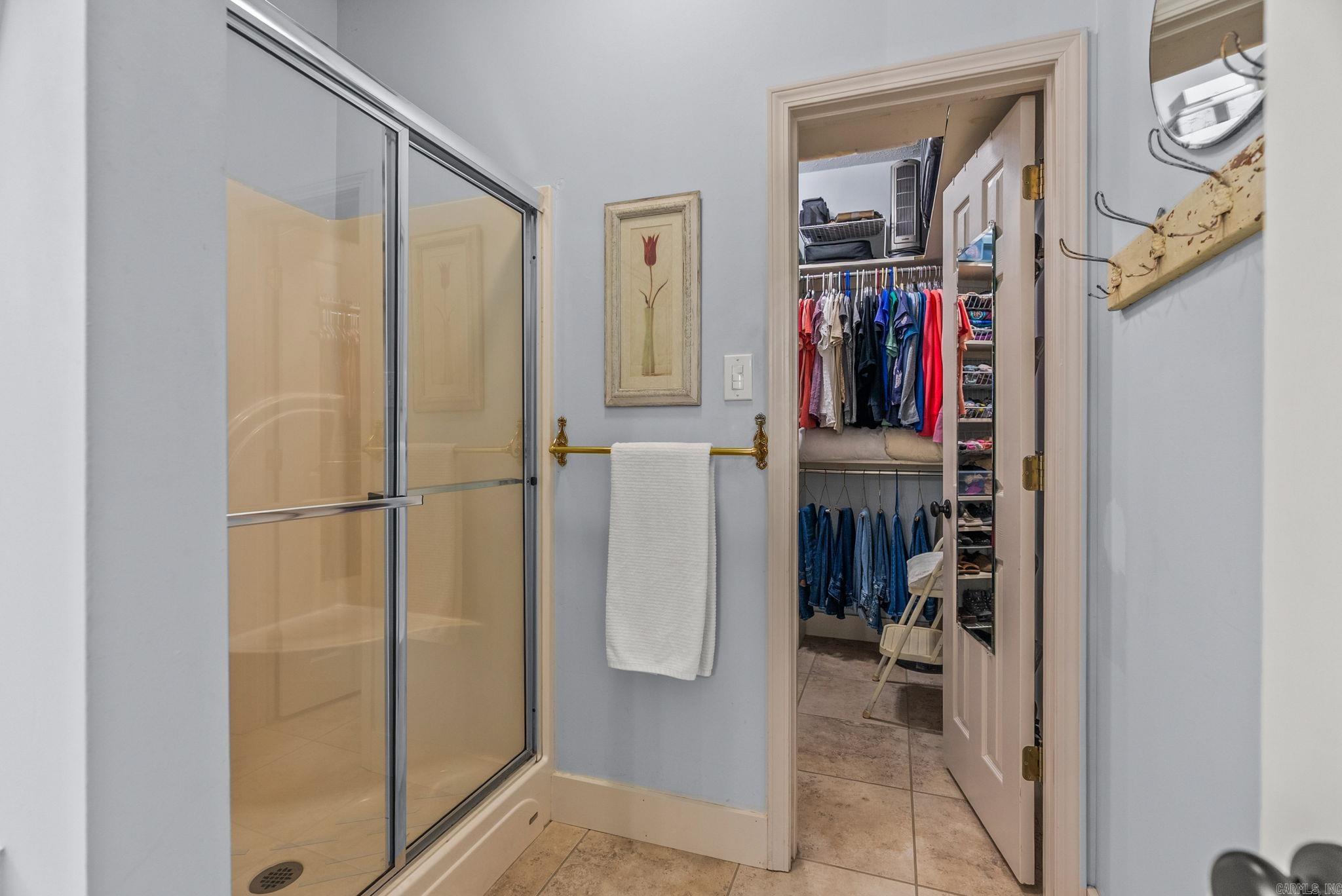 SIMMONS PLACE - Residential