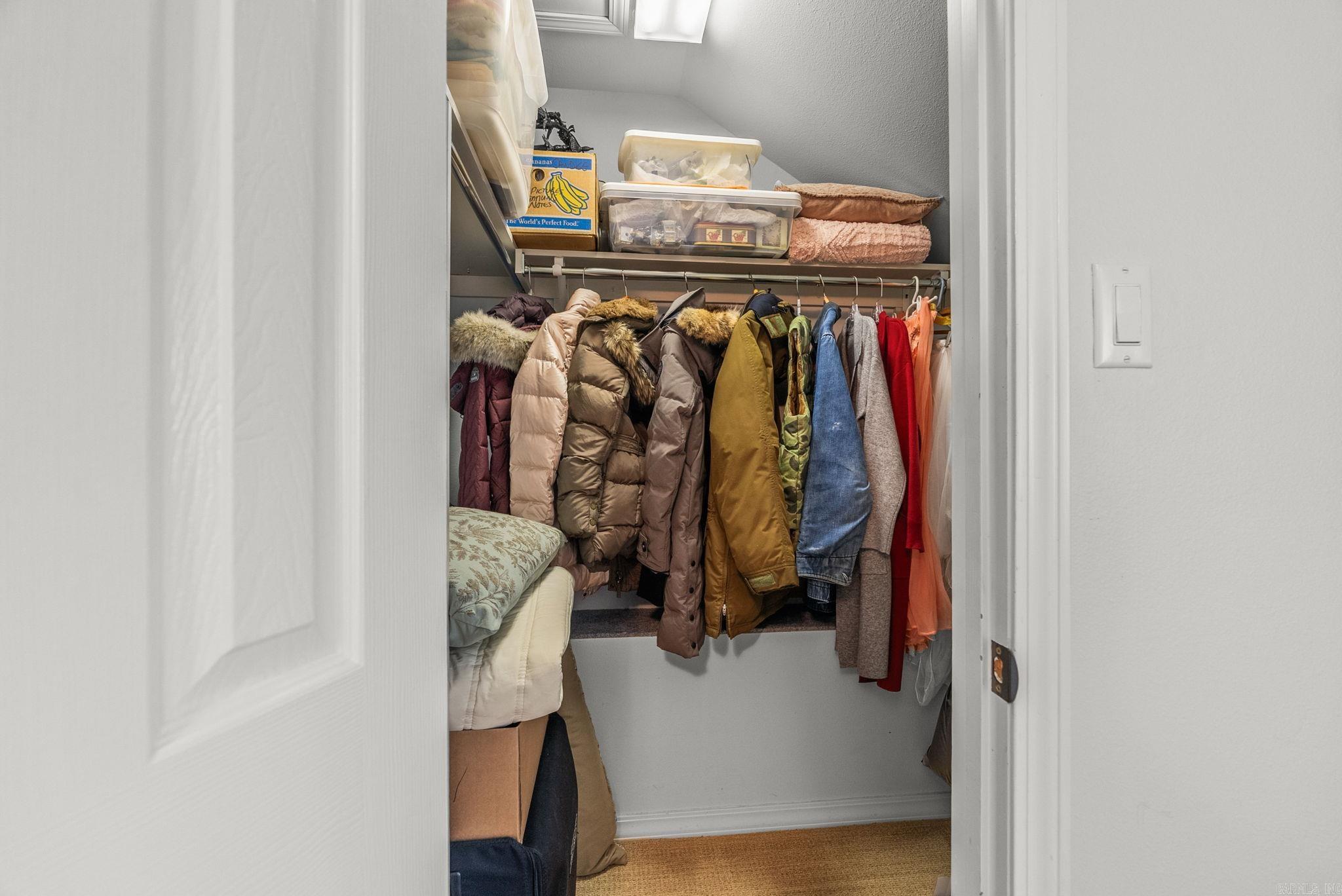 SIMMONS PLACE - Residential