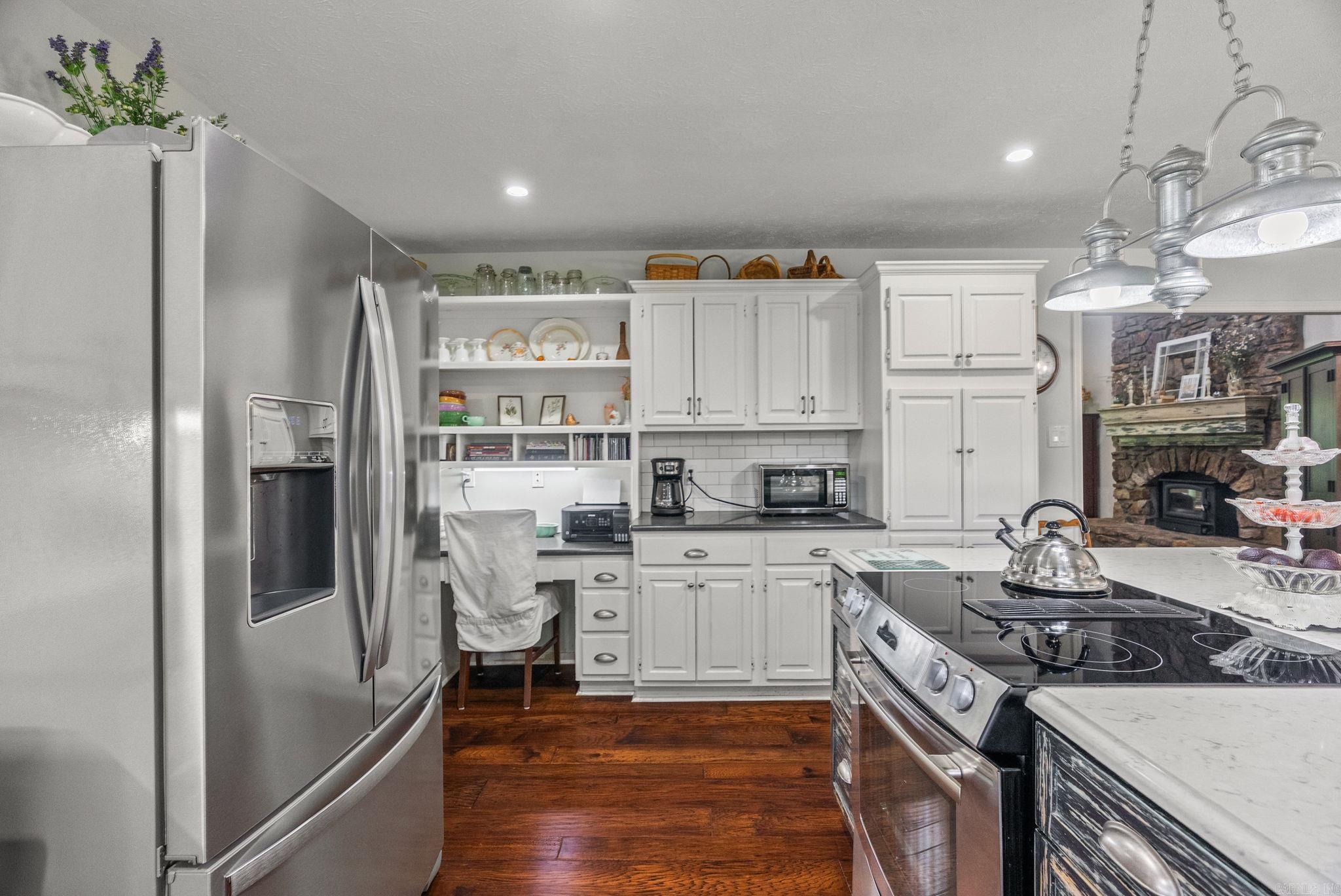 SIMMONS PLACE - Residential