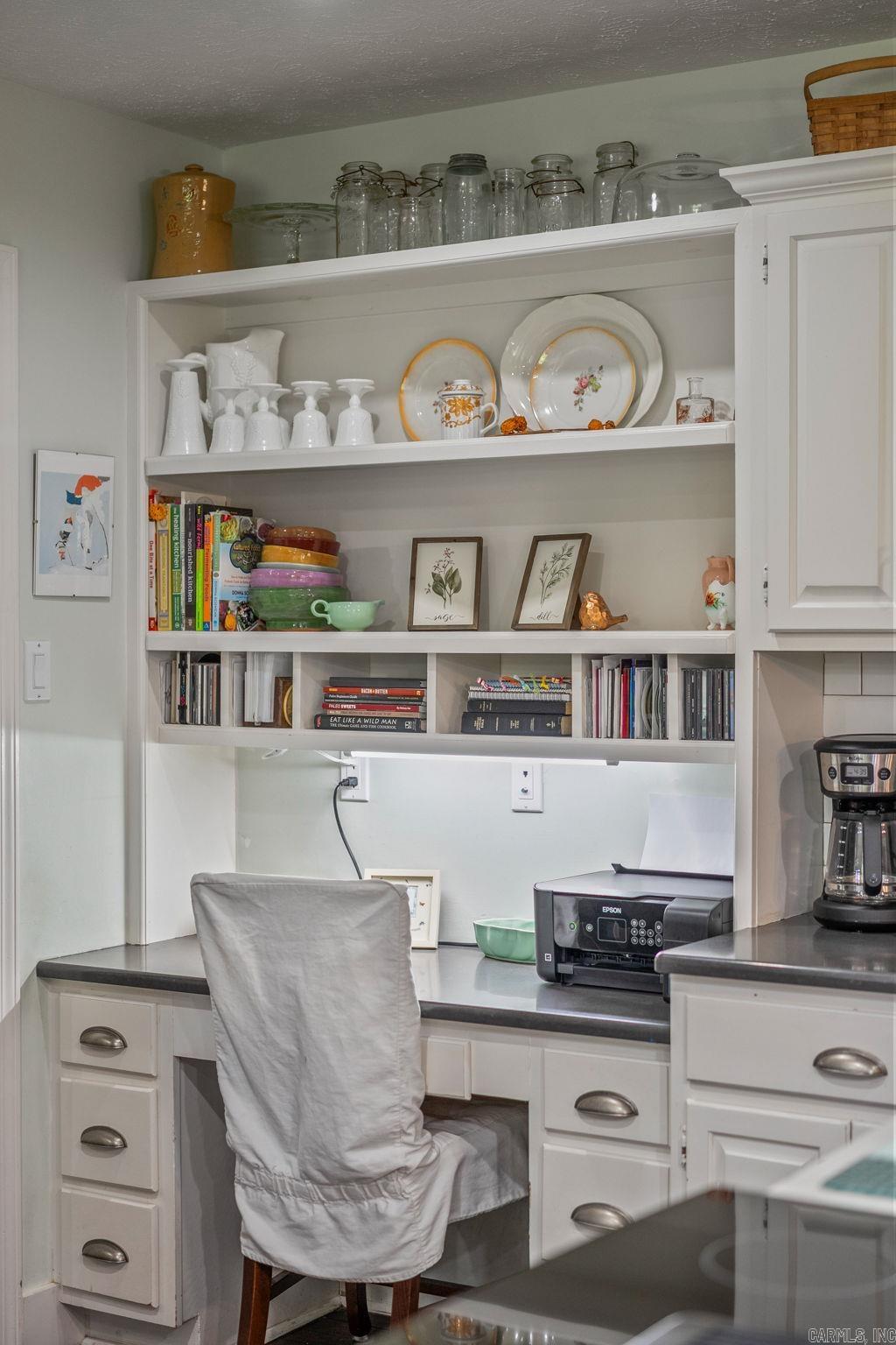 SIMMONS PLACE - Residential