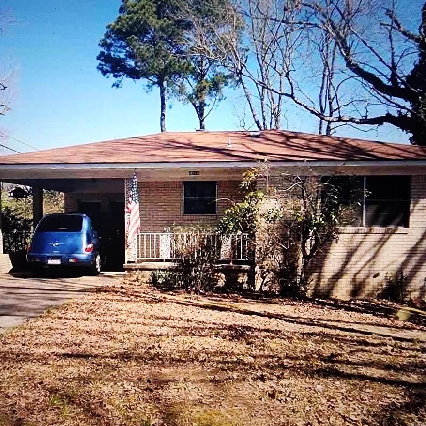 2 bed 1 bath, nice hard wood floors thru out, eat in kitchen, fully brick home, great rental investment, home was rented for over 35 years, same renter. Great potential. Home being sold as is where is.