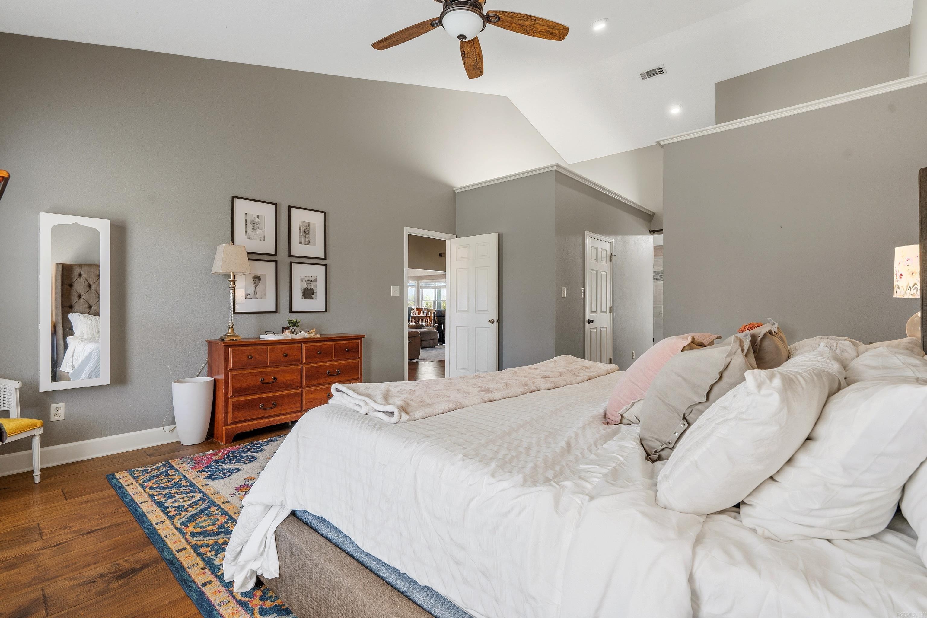 PARKWAY VILLAGE - Residential