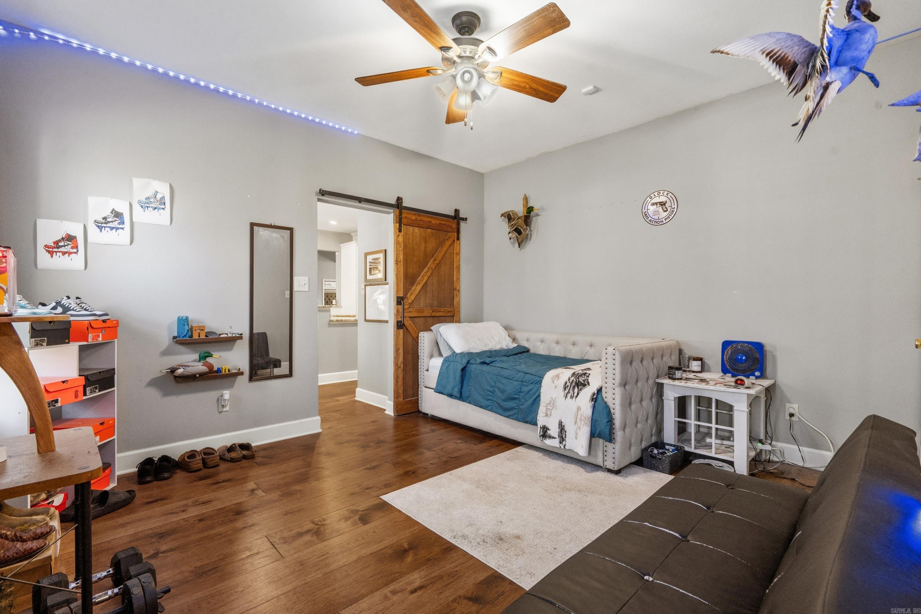 PARKWAY VILLAGE - Residential