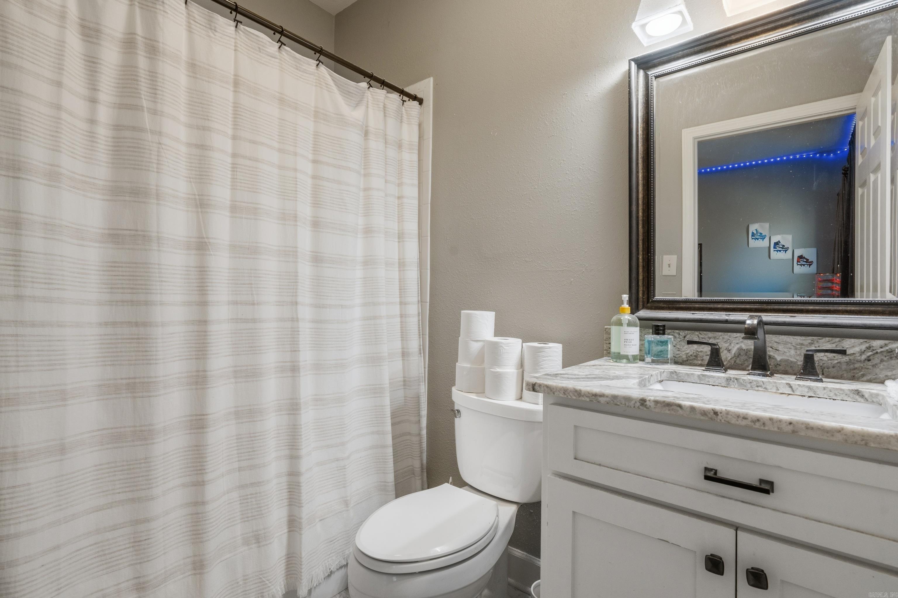 PARKWAY VILLAGE - Residential