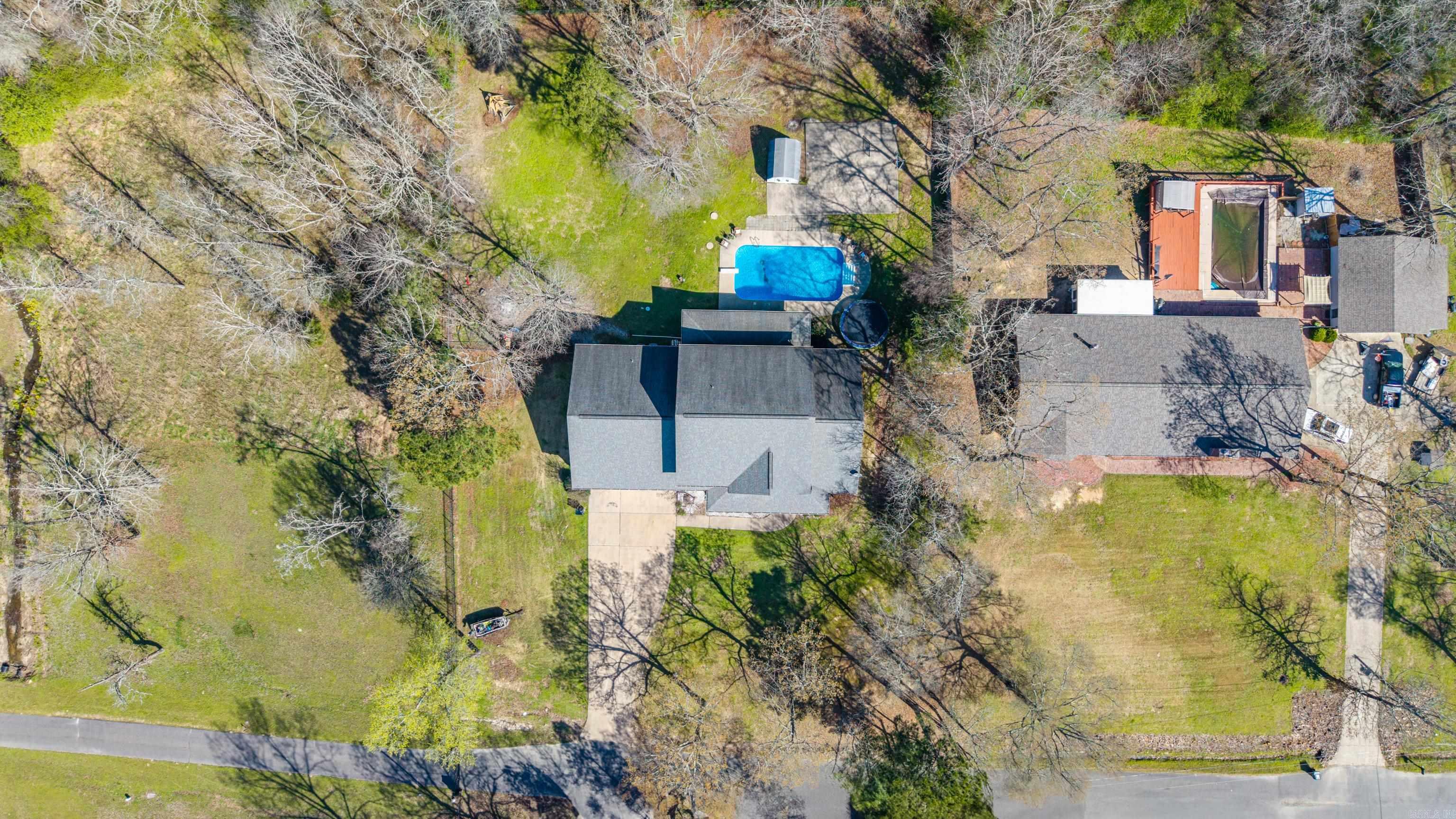 PARKWAY VILLAGE - Residential