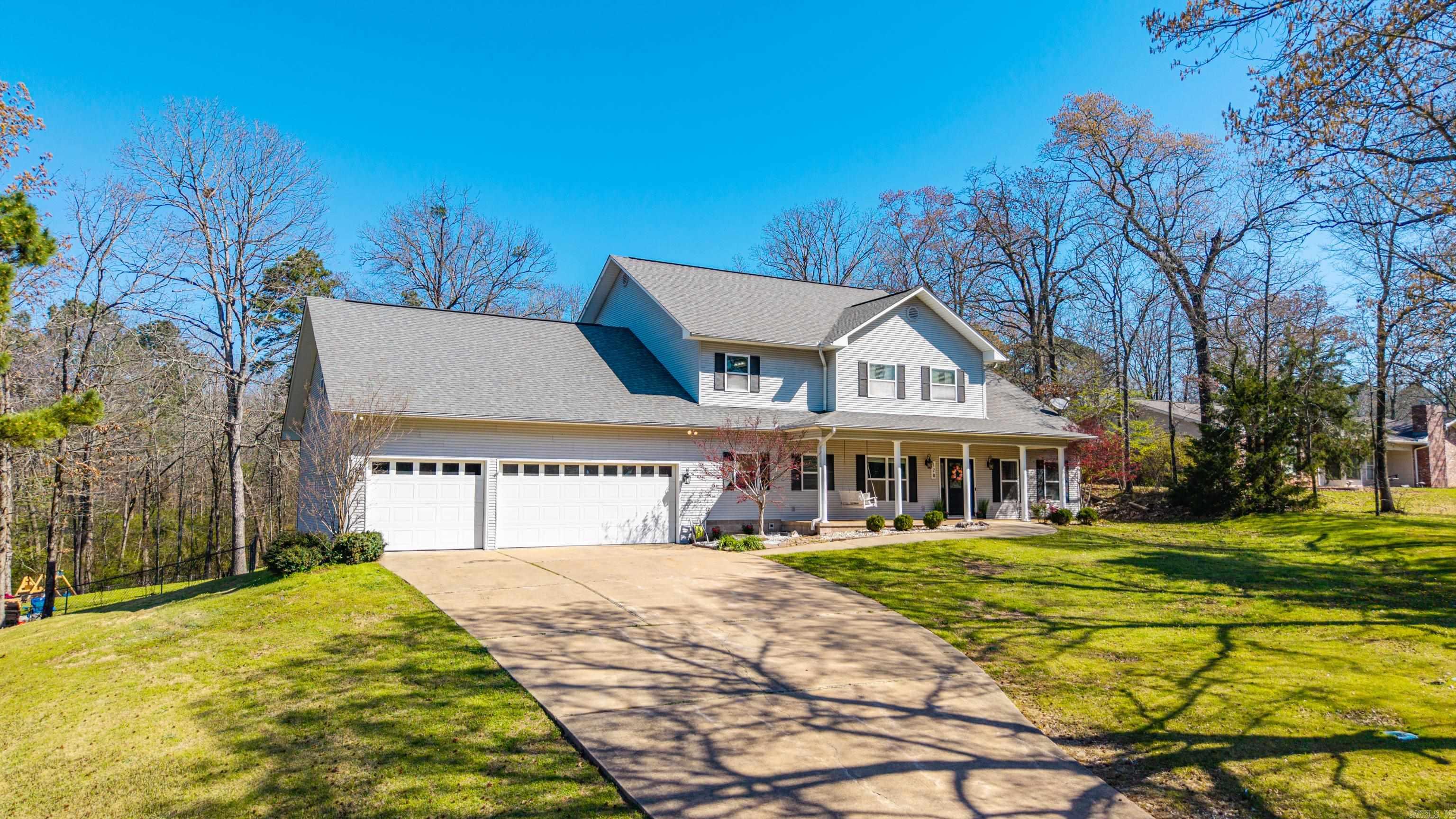 PARKWAY VILLAGE - Residential