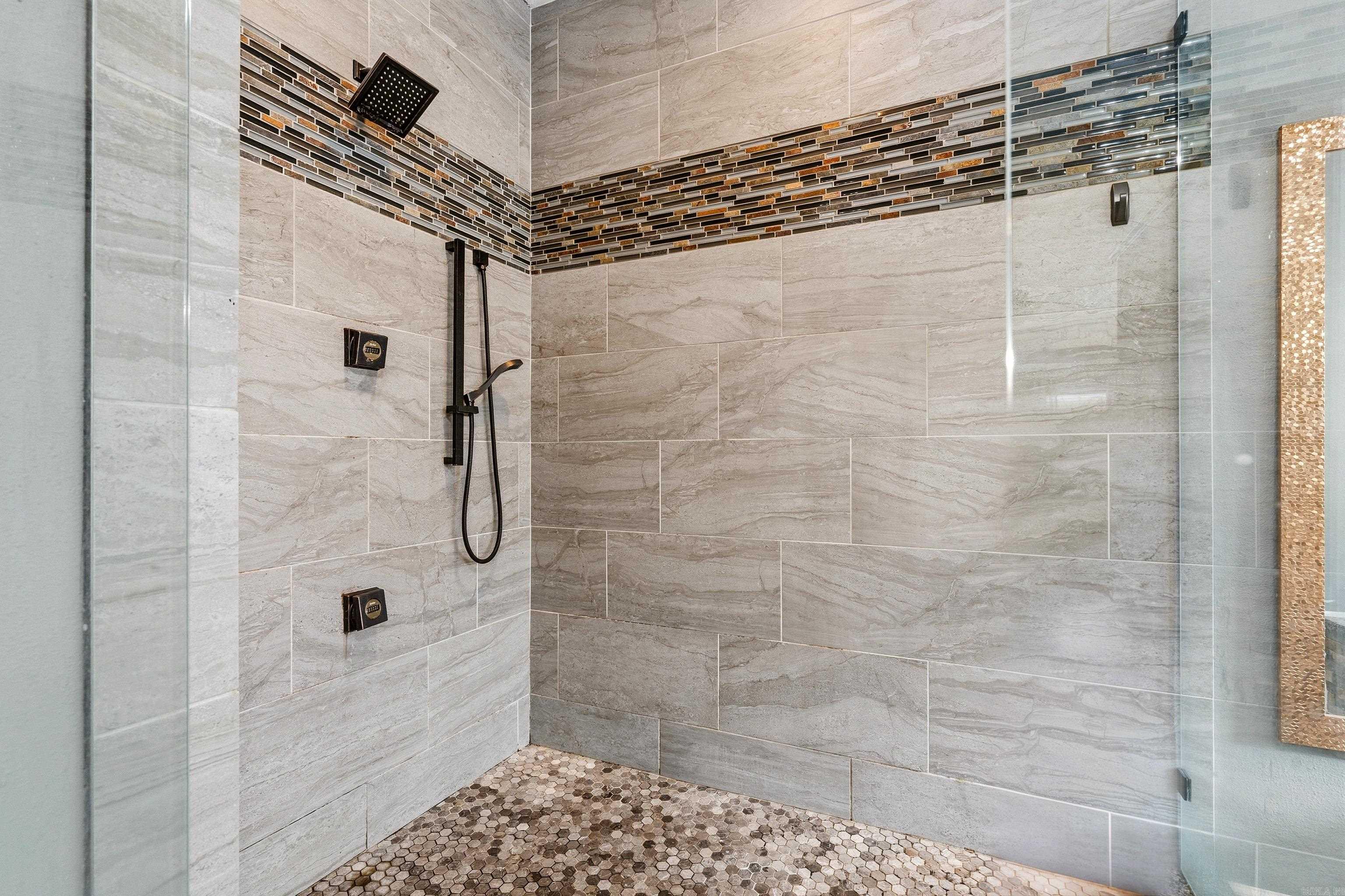 PARKWAY VILLAGE - Residential